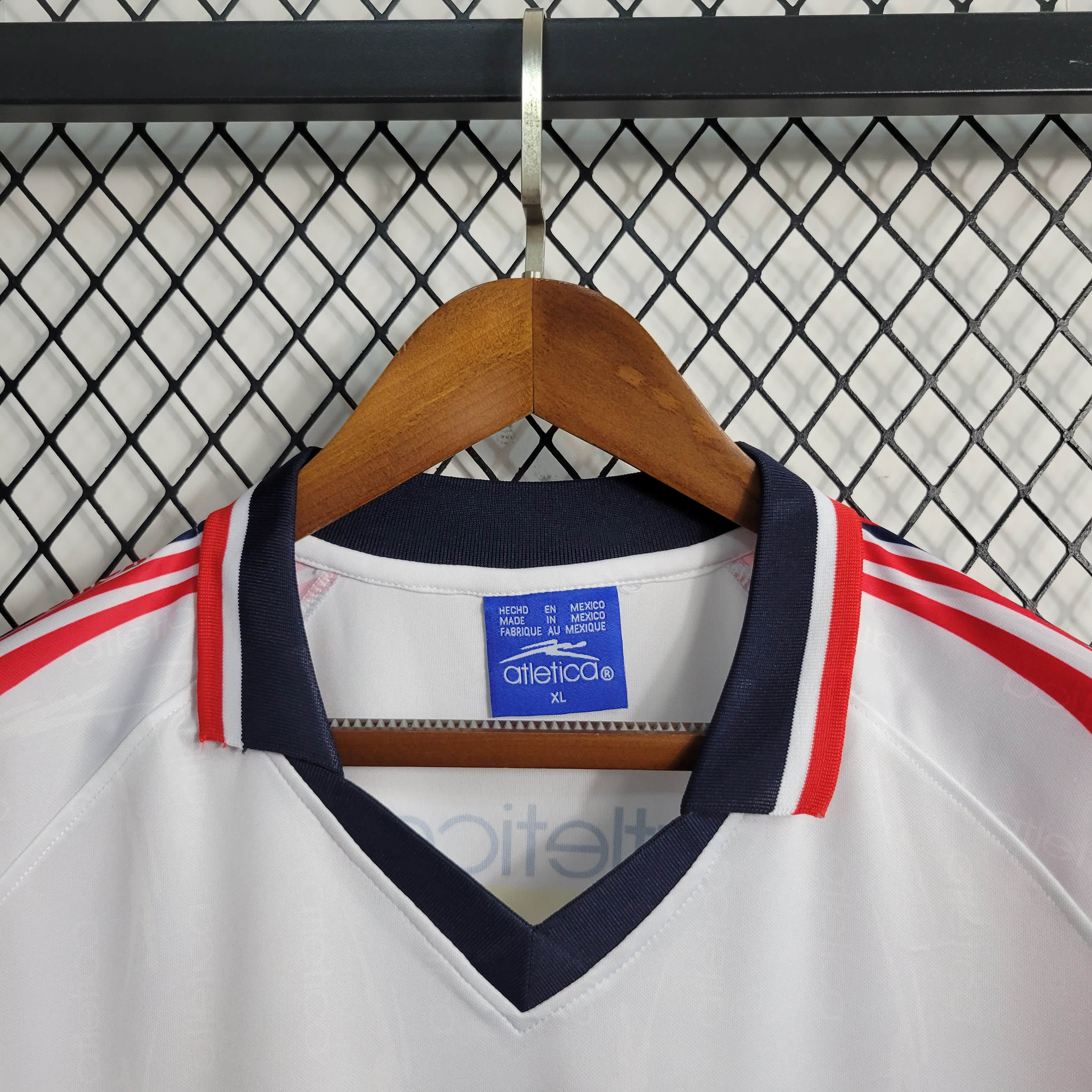 1998/1999 Retro Chivas de Guadalajara Home Football Shirt