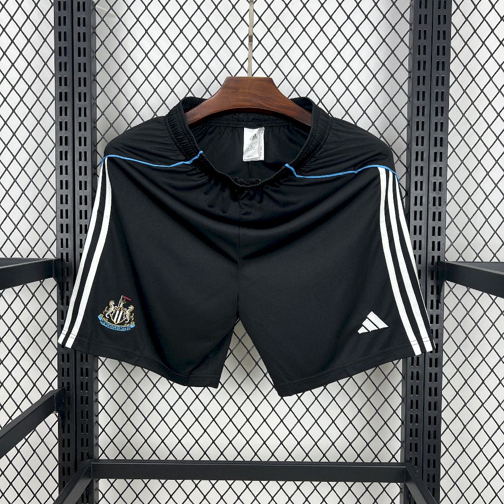 2025/2026 Newcastle United HomeShorts 1:1 Thai Quality