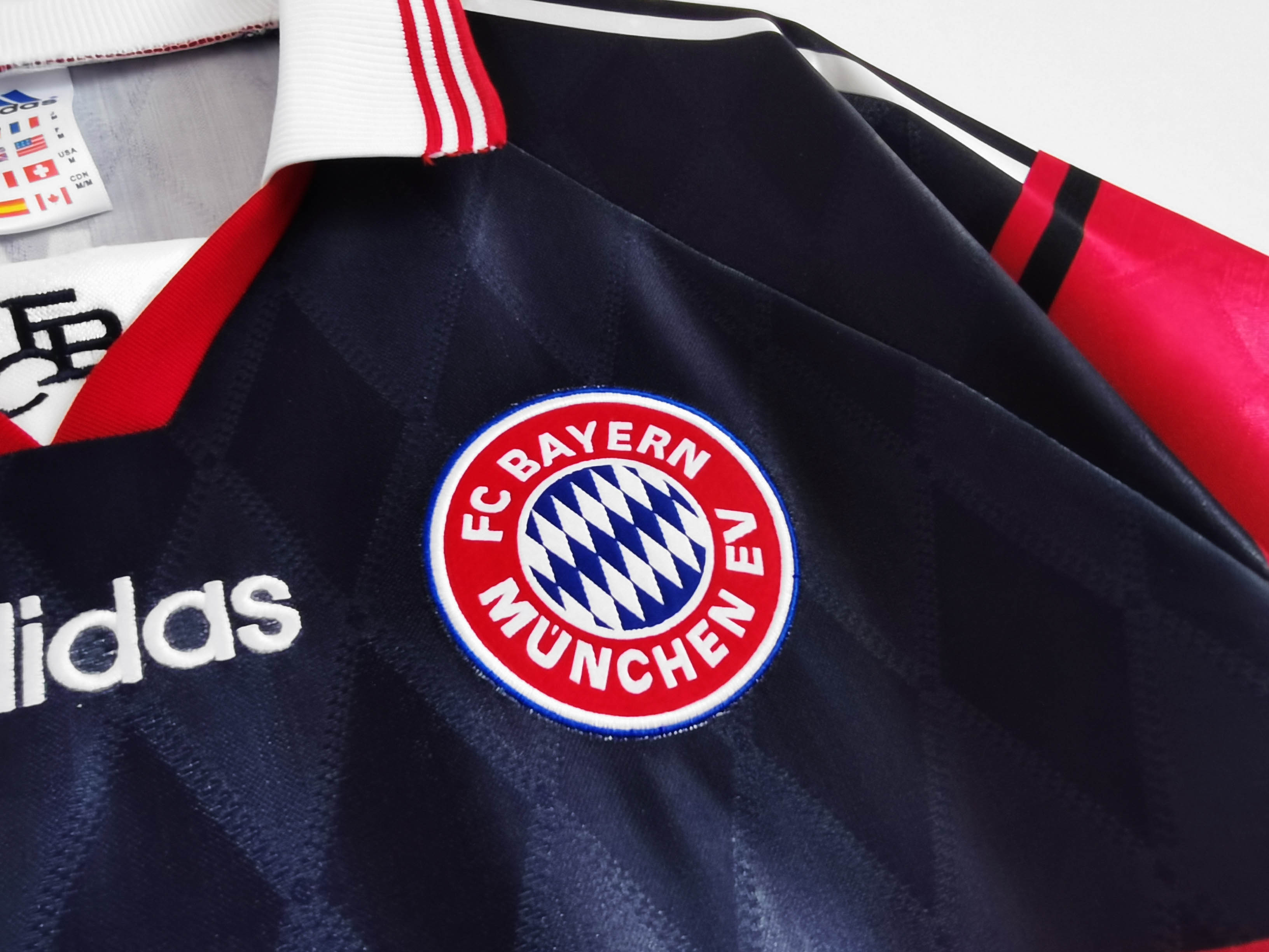 1997/1999 Retro Bayern Munchen Home Football Shirt