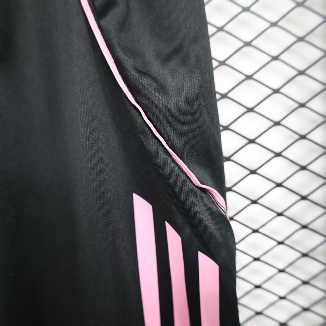 2025/2026 Juventus home shorts 1:1 Thai Quality