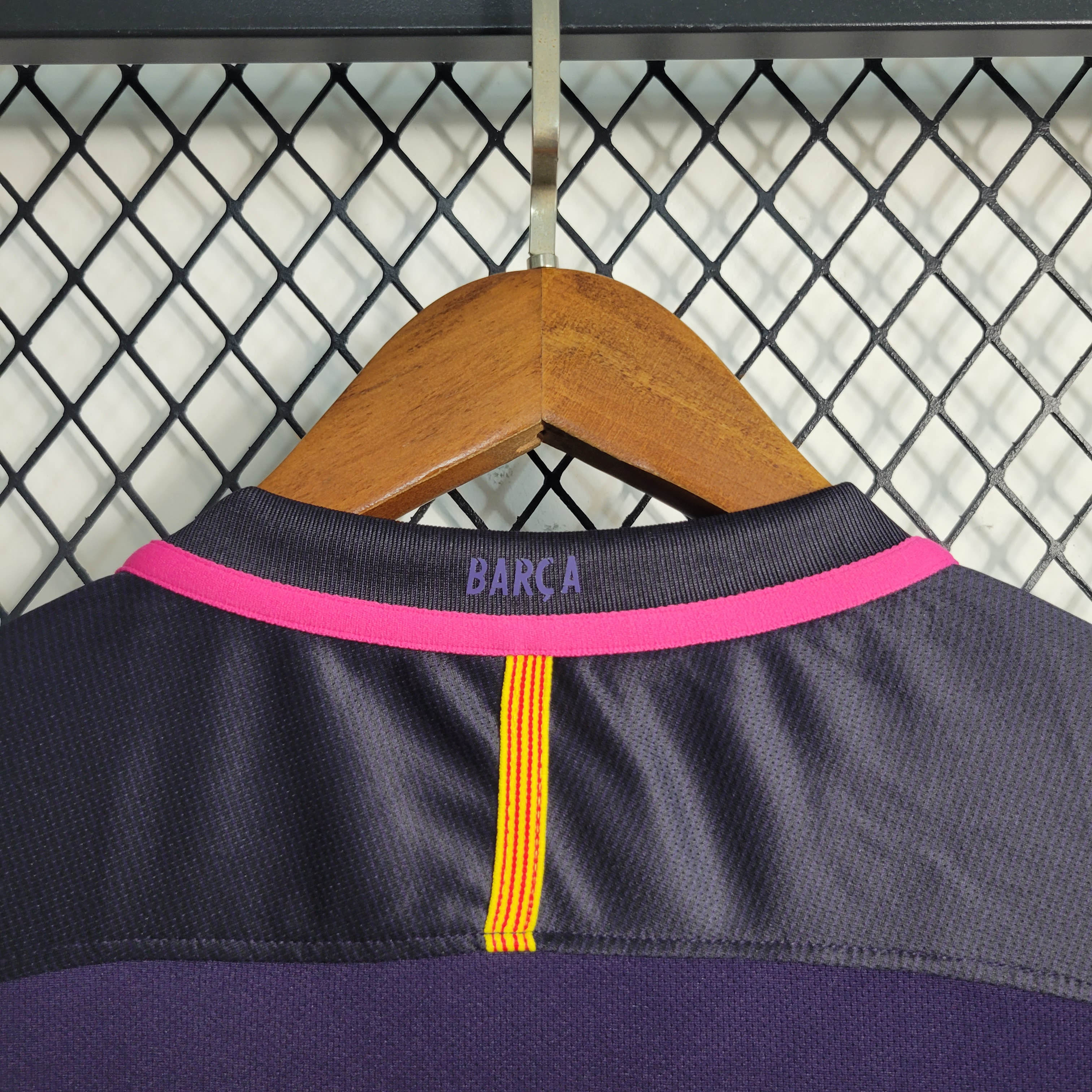 2016/2017 Retro Barcelona Away Football Shirt