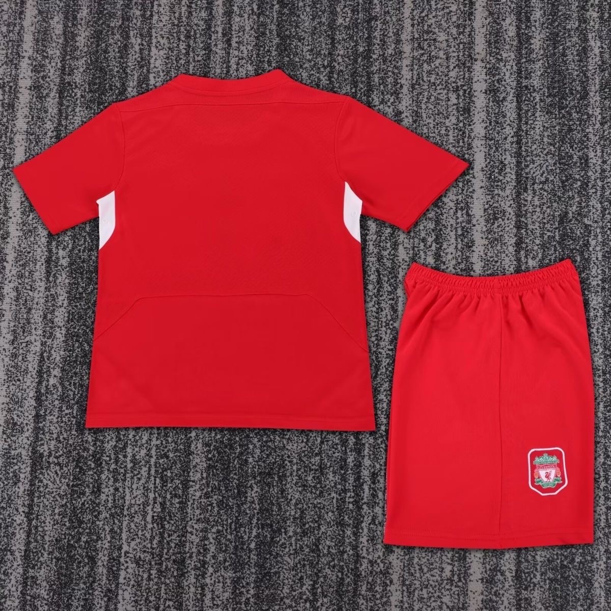 2004/2005 Retro Liverpool HomeFootball shirt Kids Size 1:1 Thai Quality