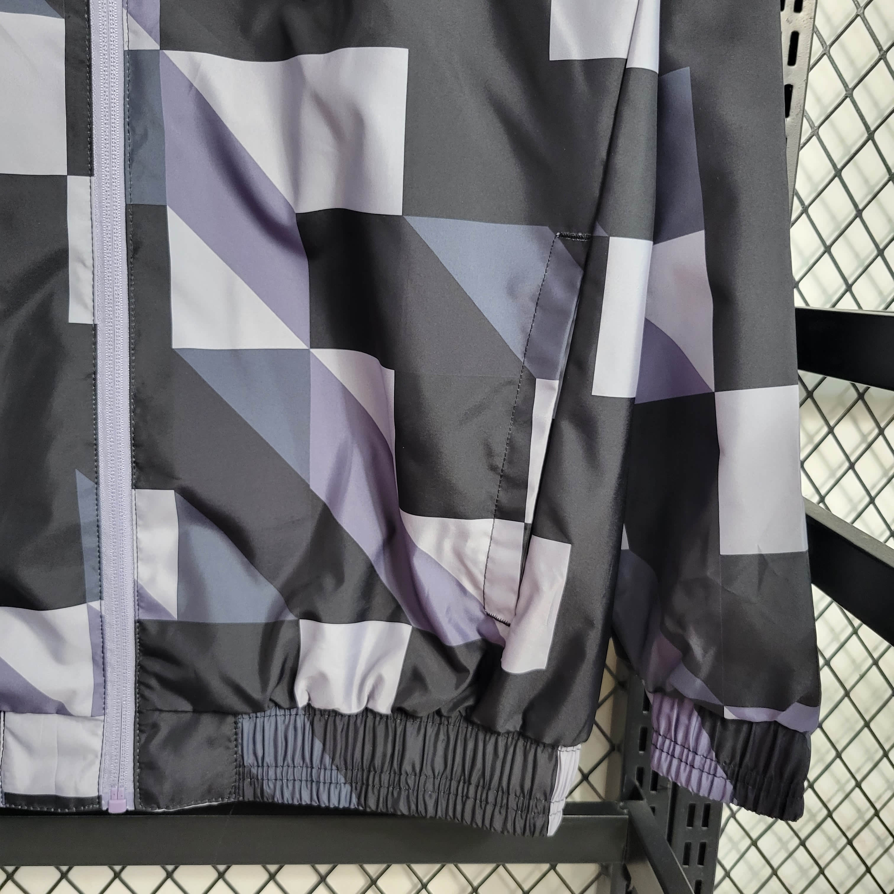 2023/2024 Manchester City Windbreaker Football Shirt