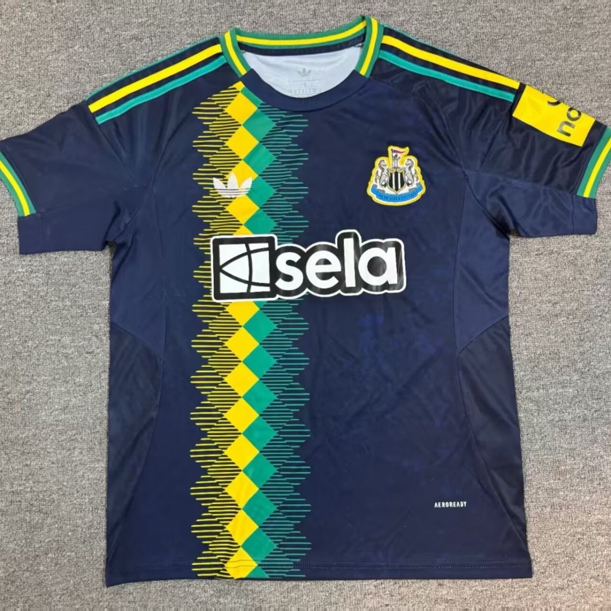 2025/2026 Newcastle United Conceptversion Football Shirt 1:1 Thai Quality