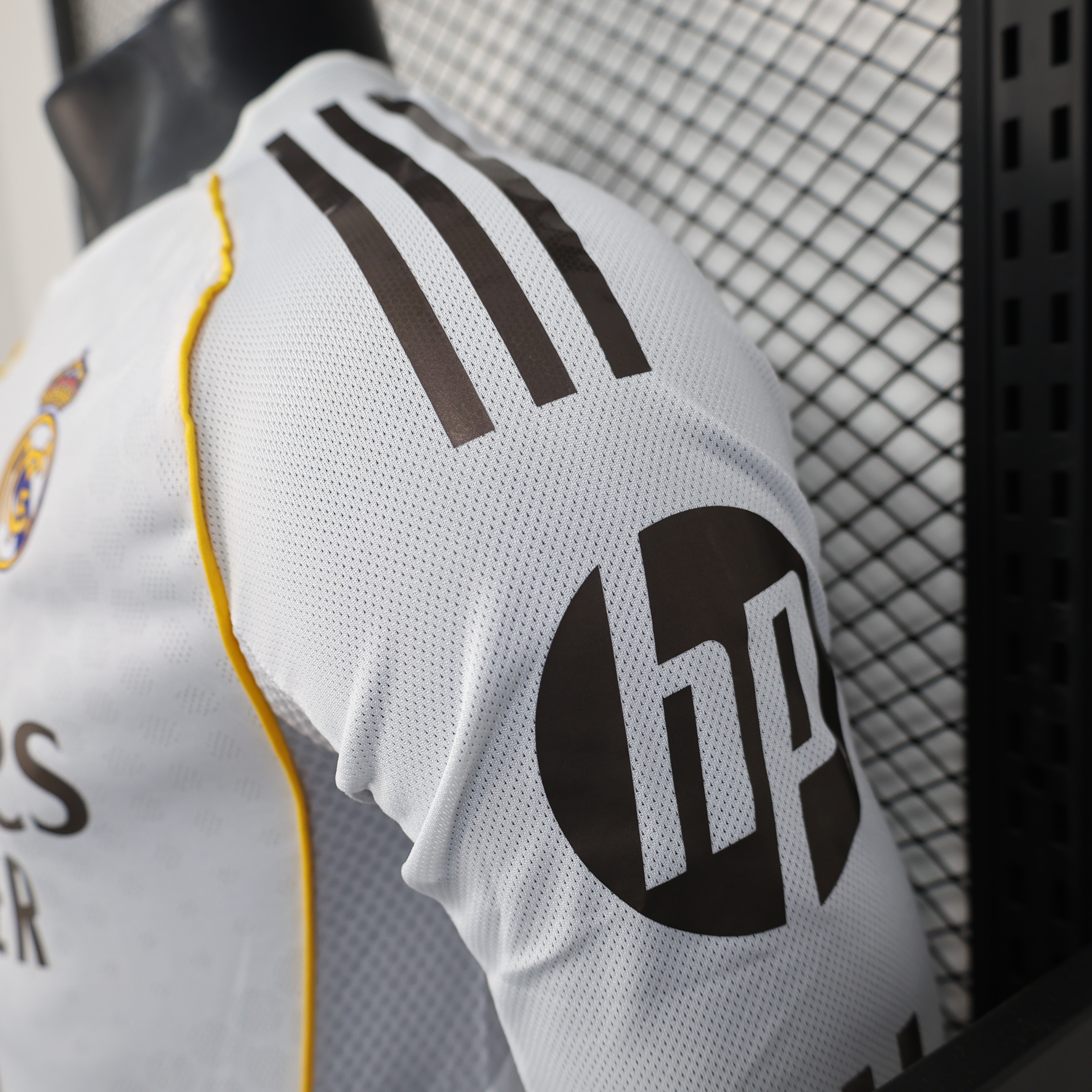 2025/2026 Long Sleeve Player Version Real Madrid Home Football Shirt