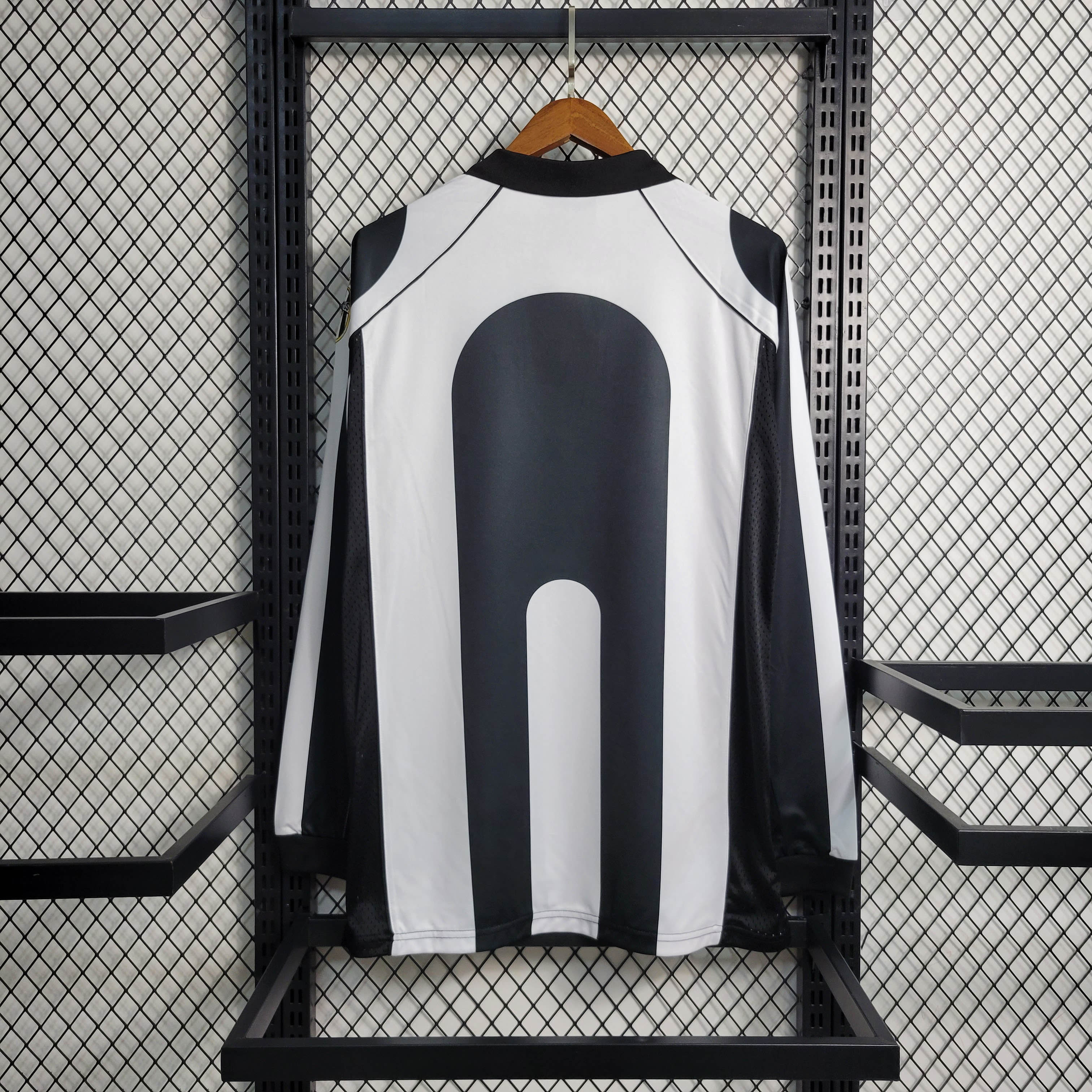 1997/1998 Retro Long Sleeve Juventus Home Football Shirt