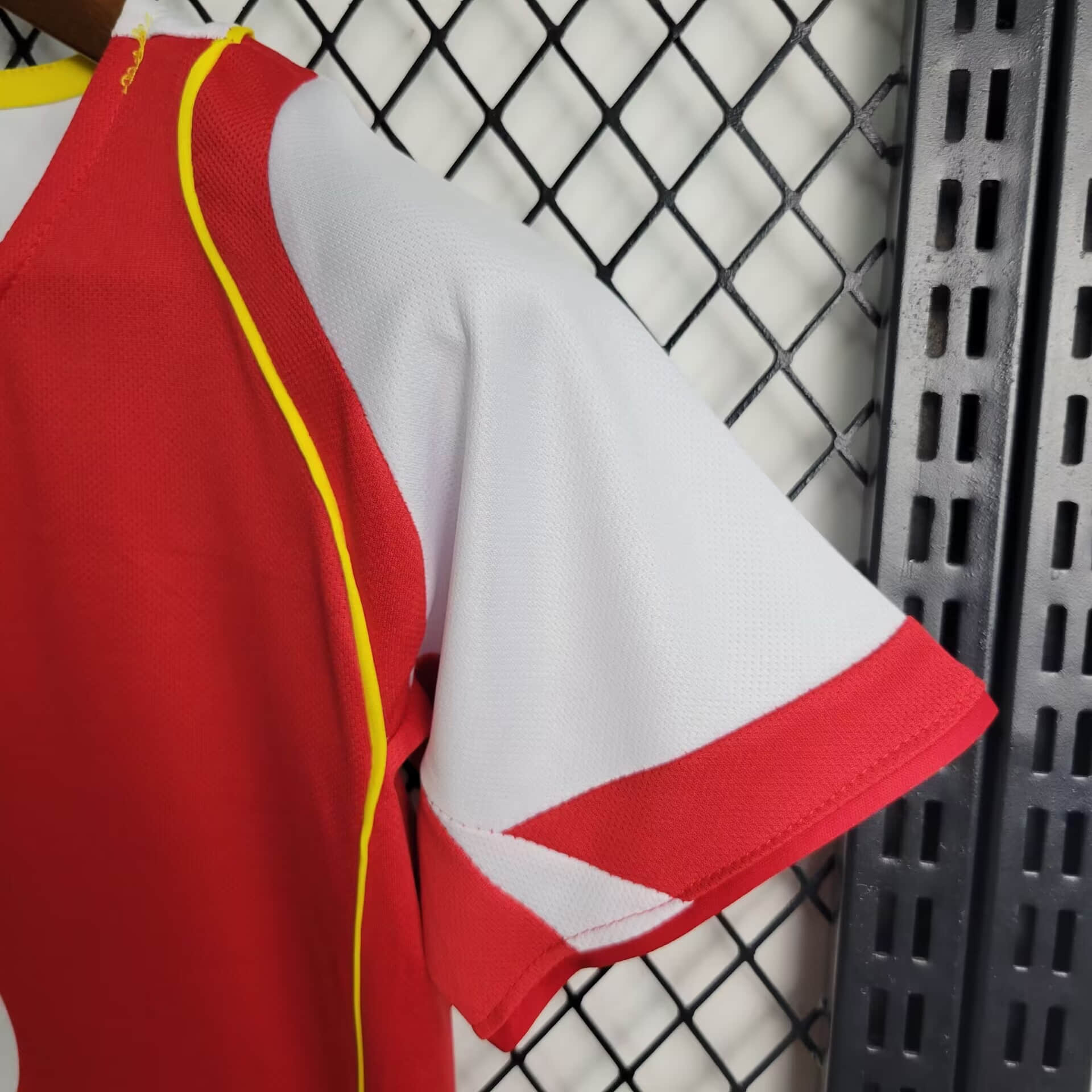 2004/2005 Retro Arsenal Home Football Shirt Kids Size