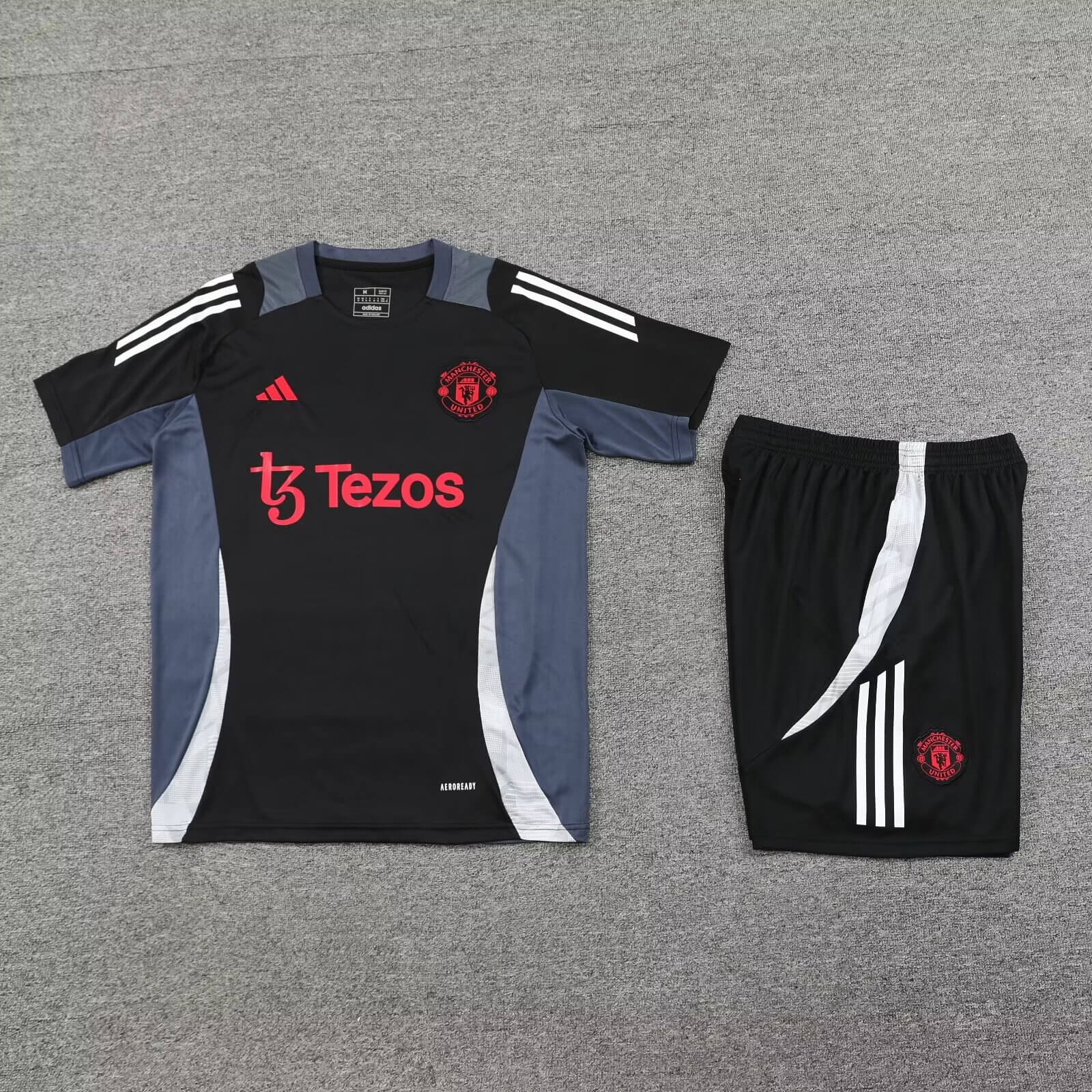 2024/2025 Manchester United Training Wear Black Suit Shirt
