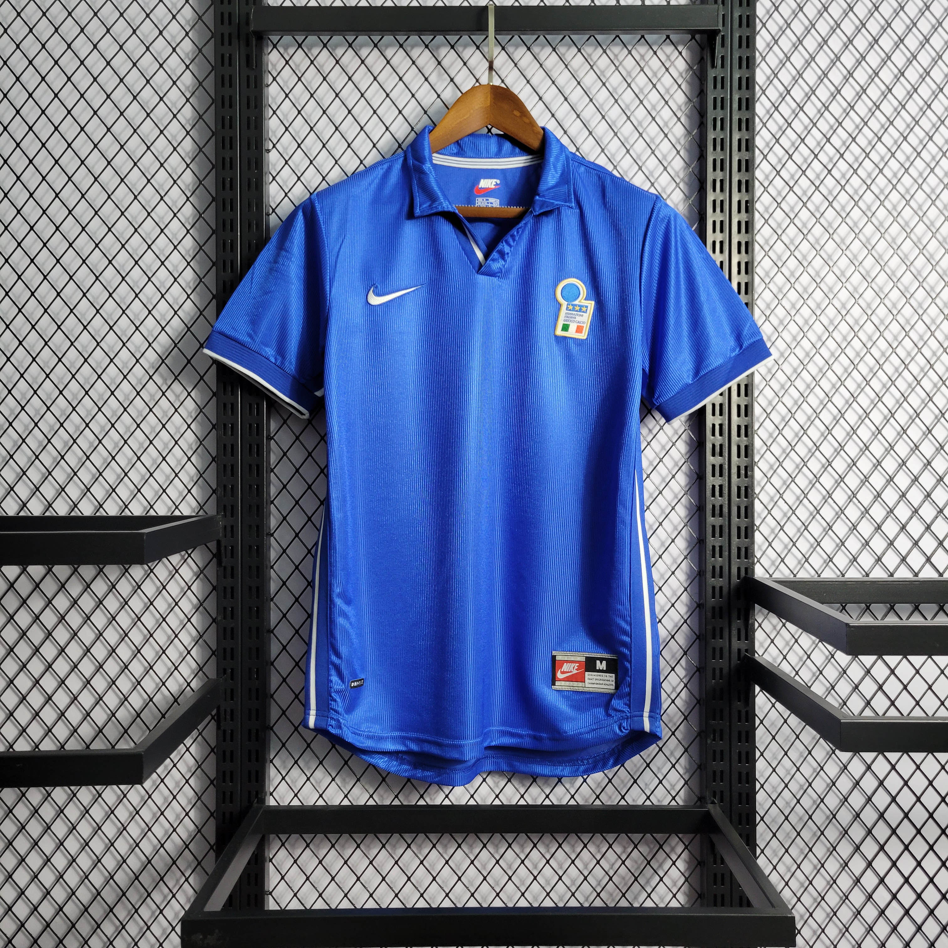 1998 Retro Italy Home Football Shirt