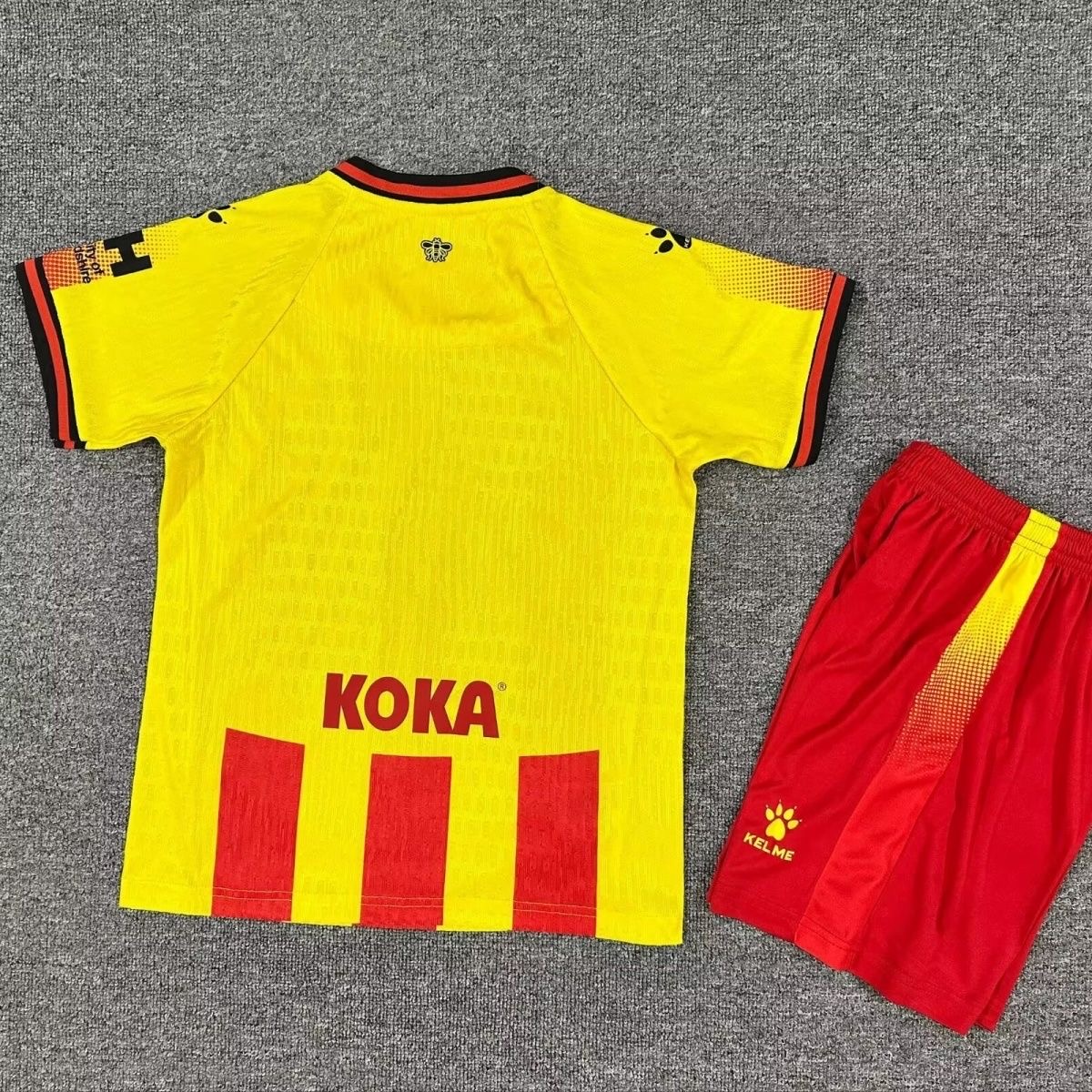 2025/2026 Valencia Home Football ShirtKids Size 1:1 Thai Quality