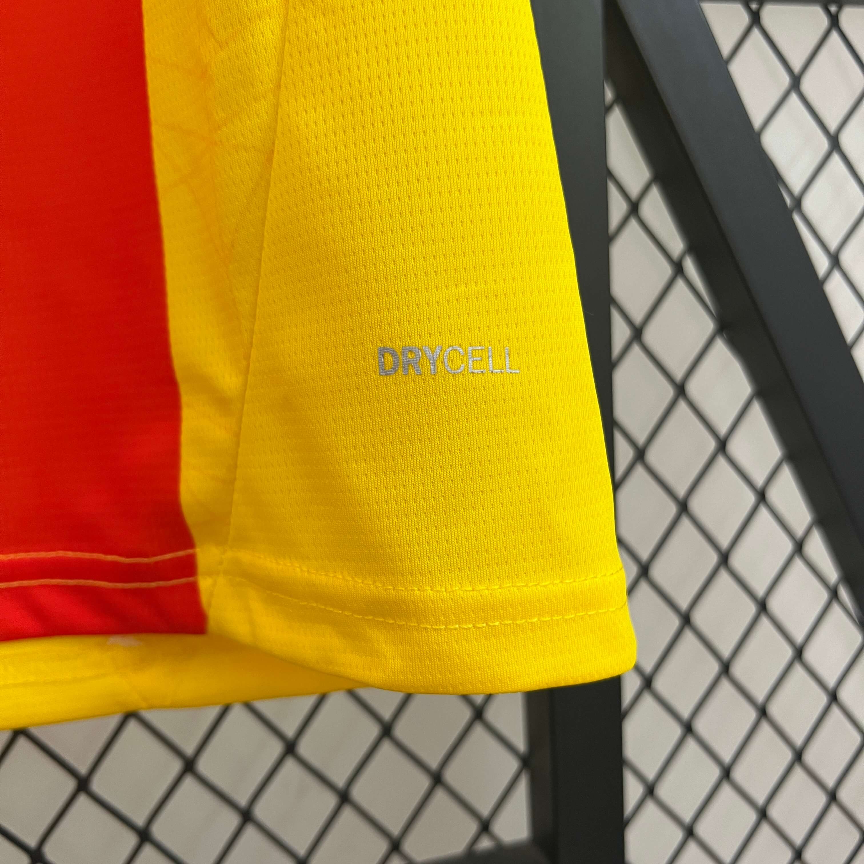 2024/2025 RC Lens Home Football Shirt