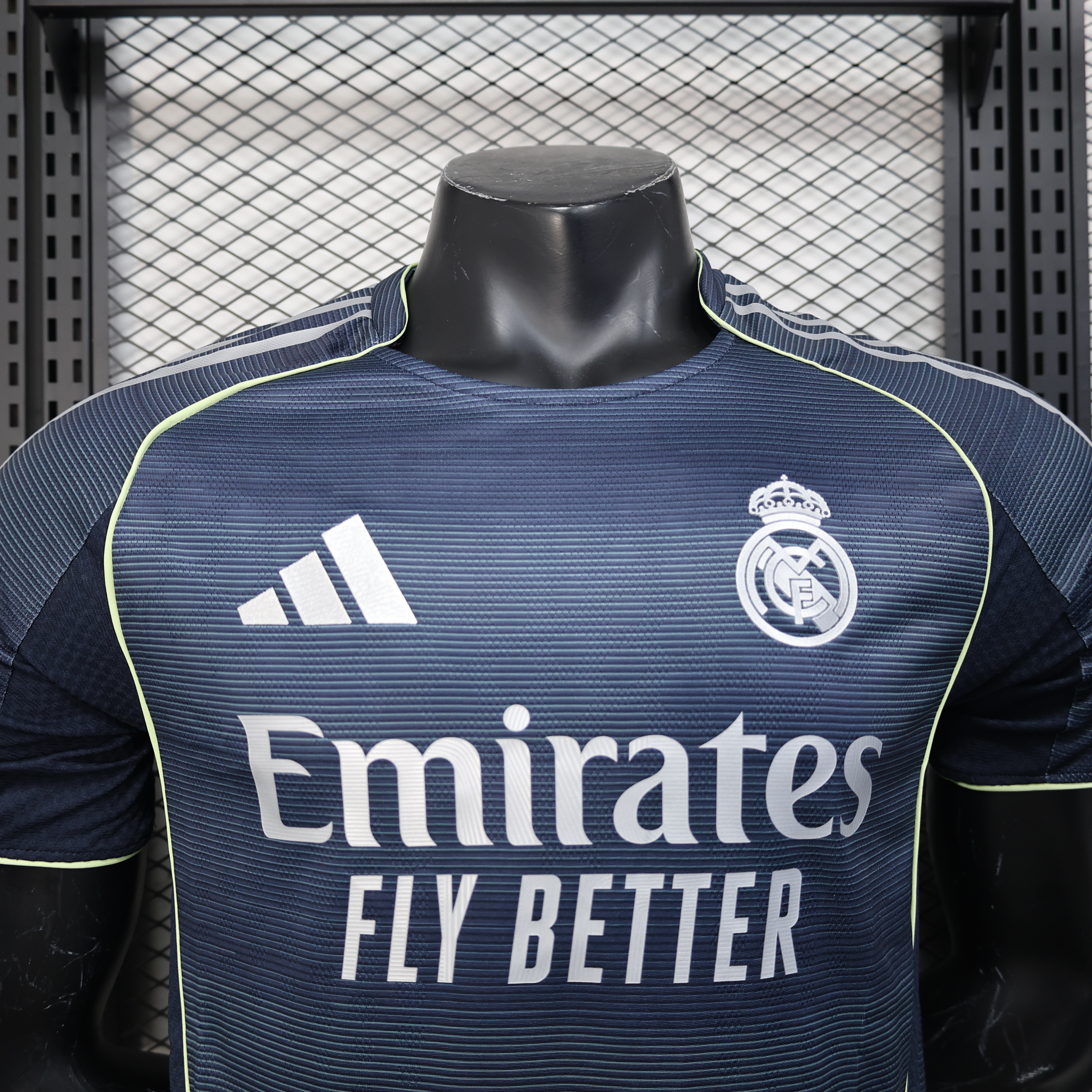 2025/2026 Player Version Real Madrid  Away Football Shirt