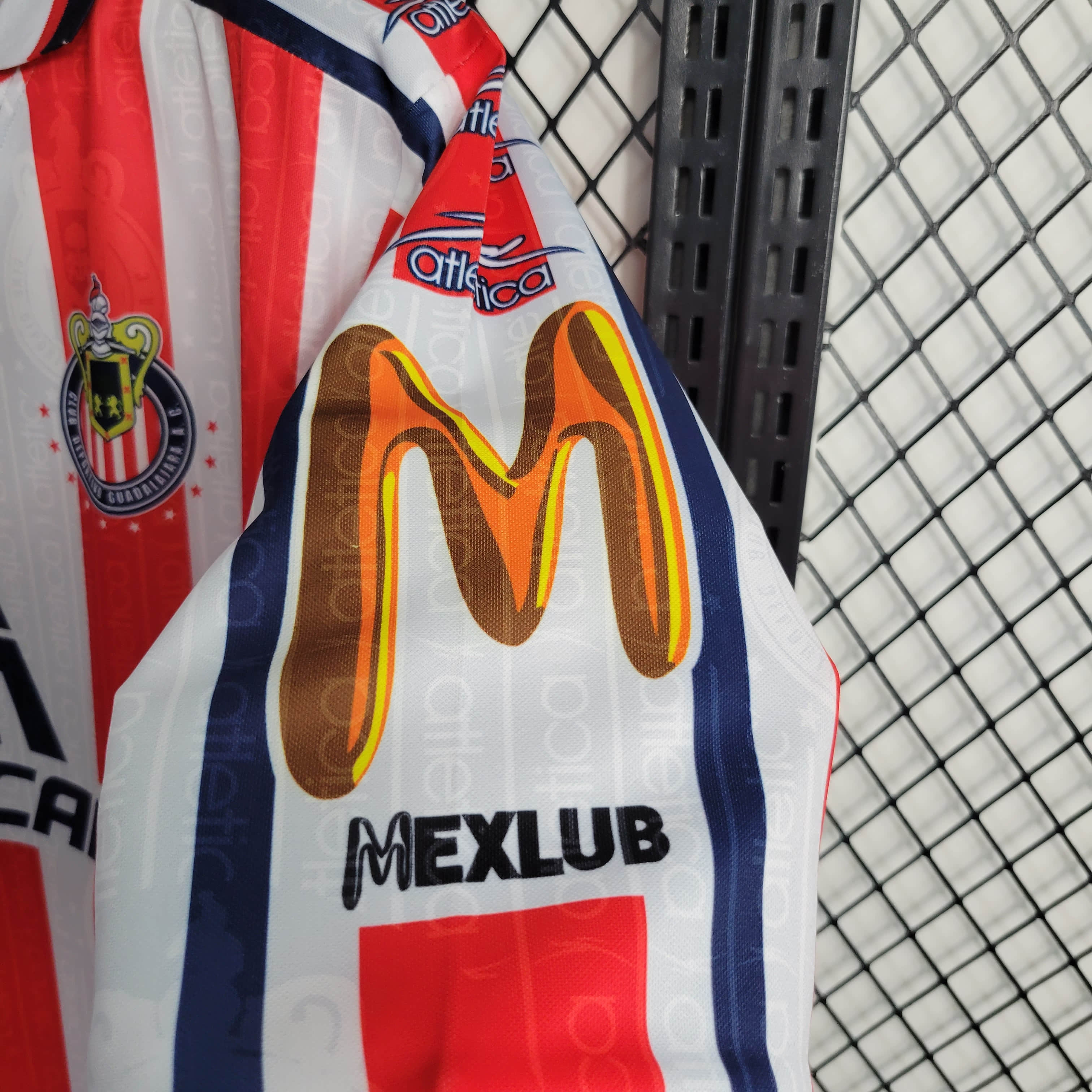 2006/2007 Retro Chivas de Guadalajara Home Football Shirt