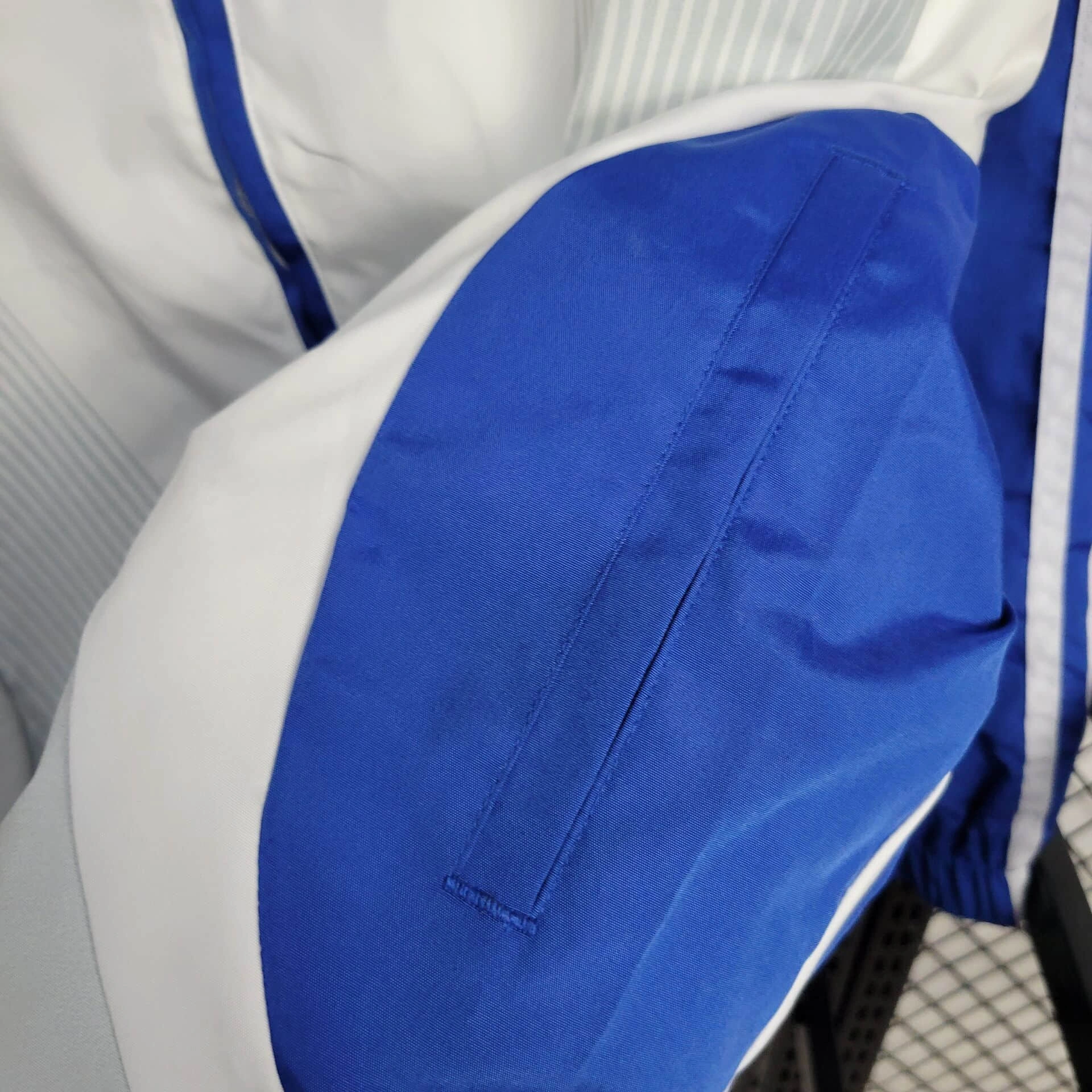 2025/2026 Greece Windbreaker Football Shirt