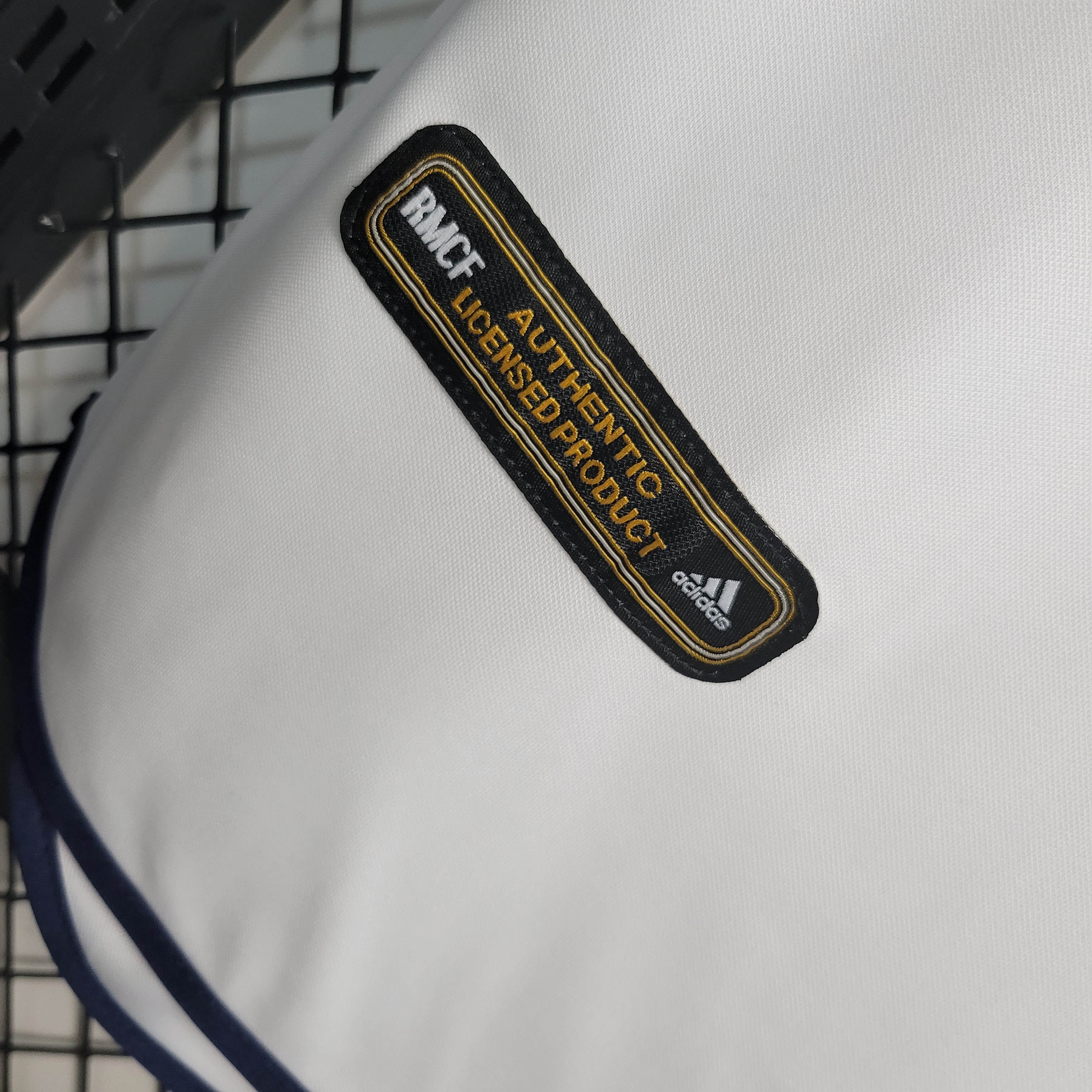 2000/2001 Retro Real Madrid Home Football Shirt