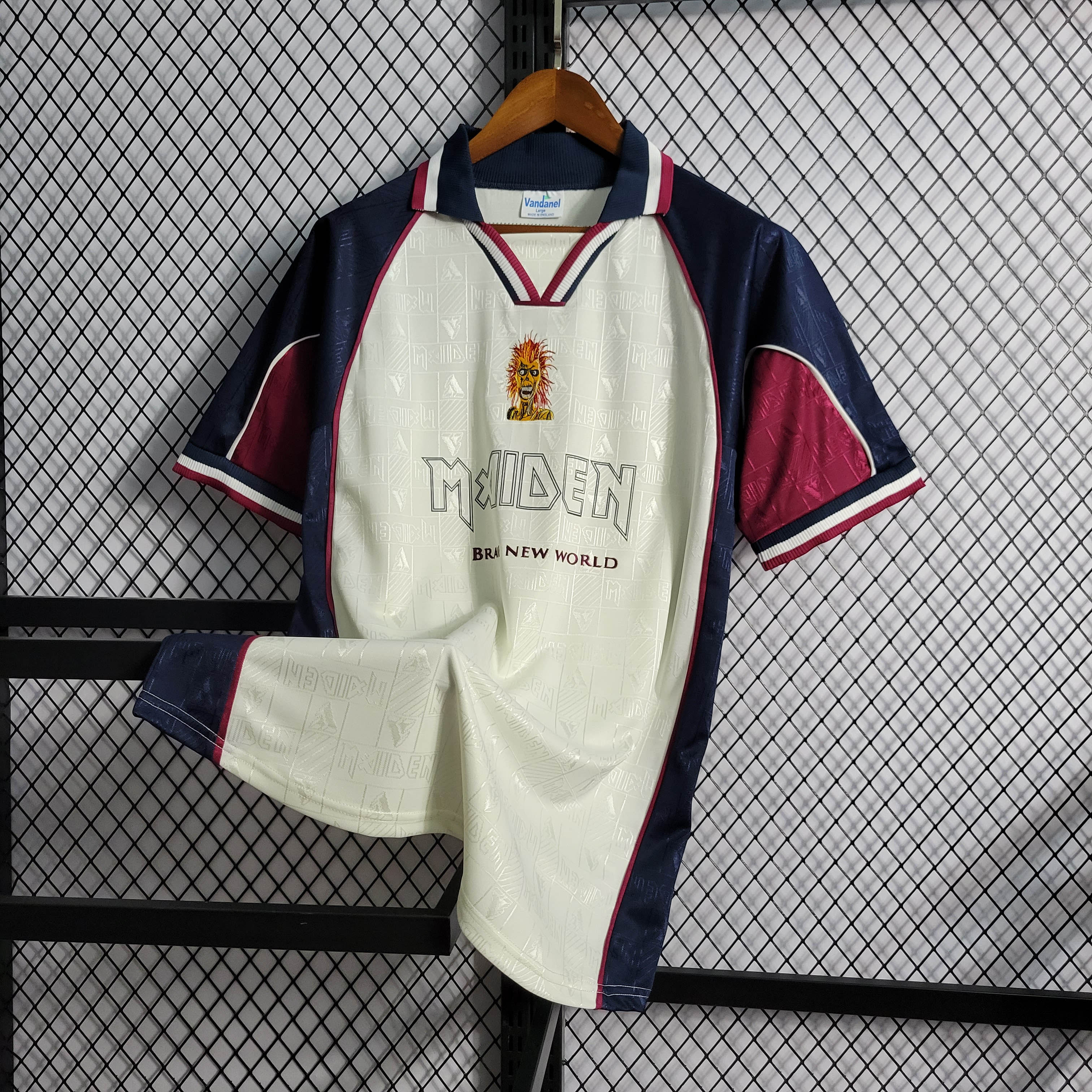 1999 Retro West Ham United Iron Lady Away Football Shirt