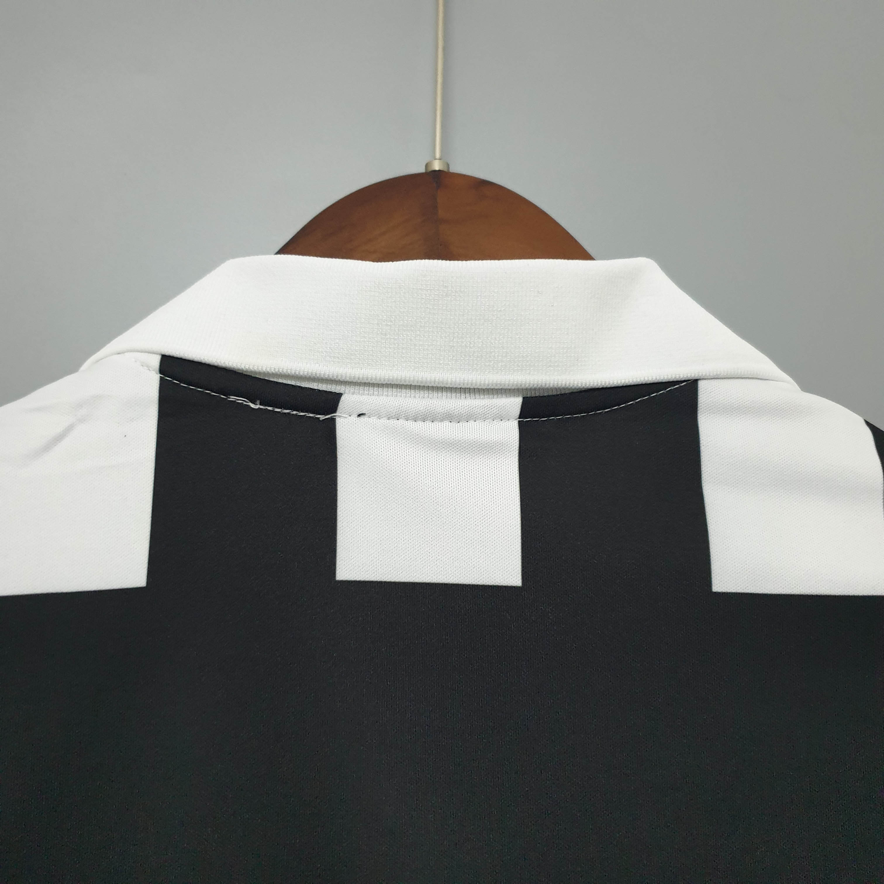 1999/2000 Retro Juventus Home Football Shirt