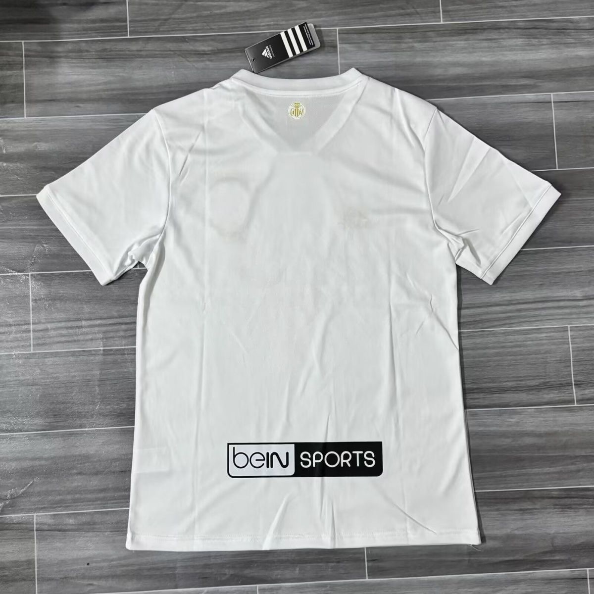 2018/2019 Retro Valencia Home FootballShirt 1:1 Thai Quality