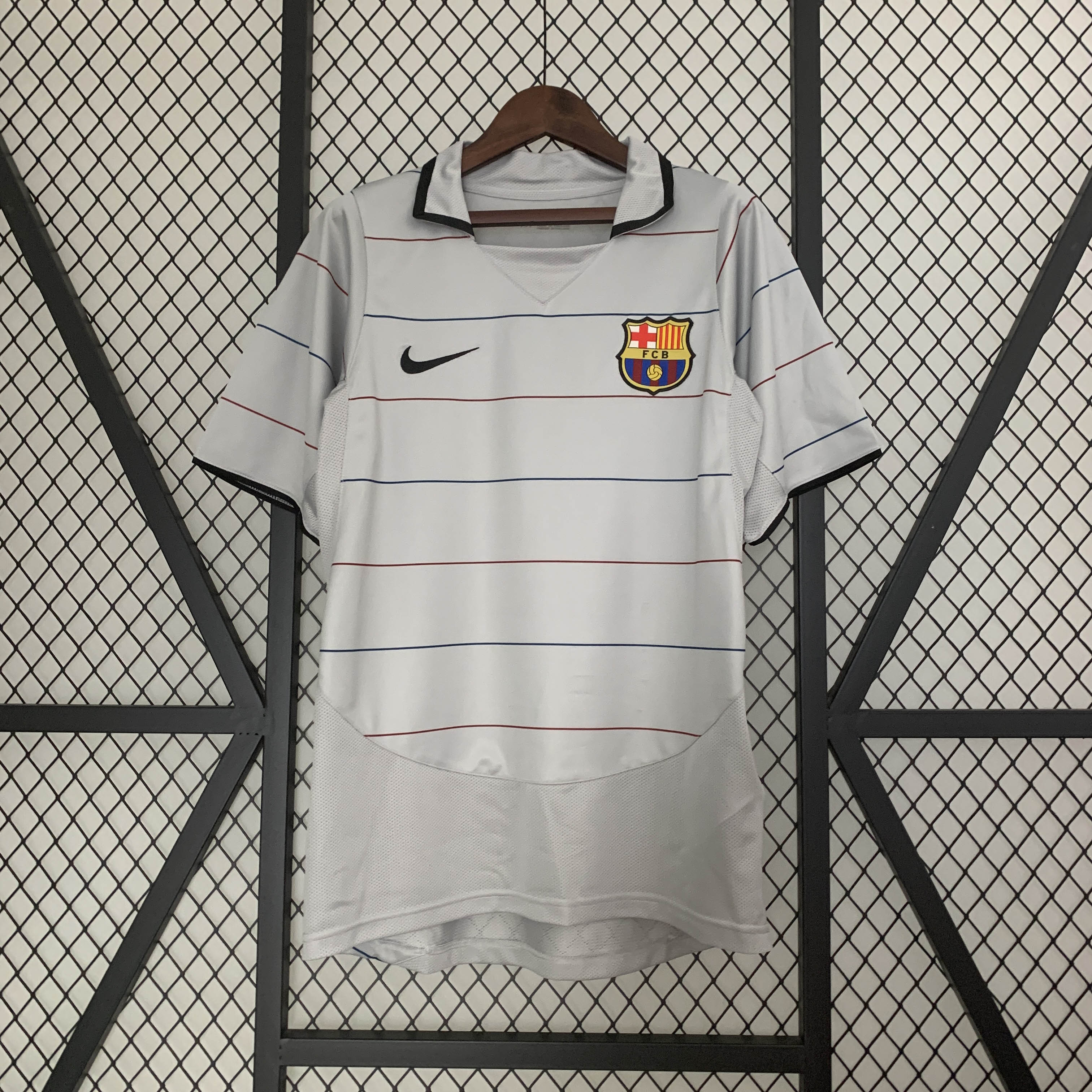 2003/2005 Retro Barcelona Away Football Shirt