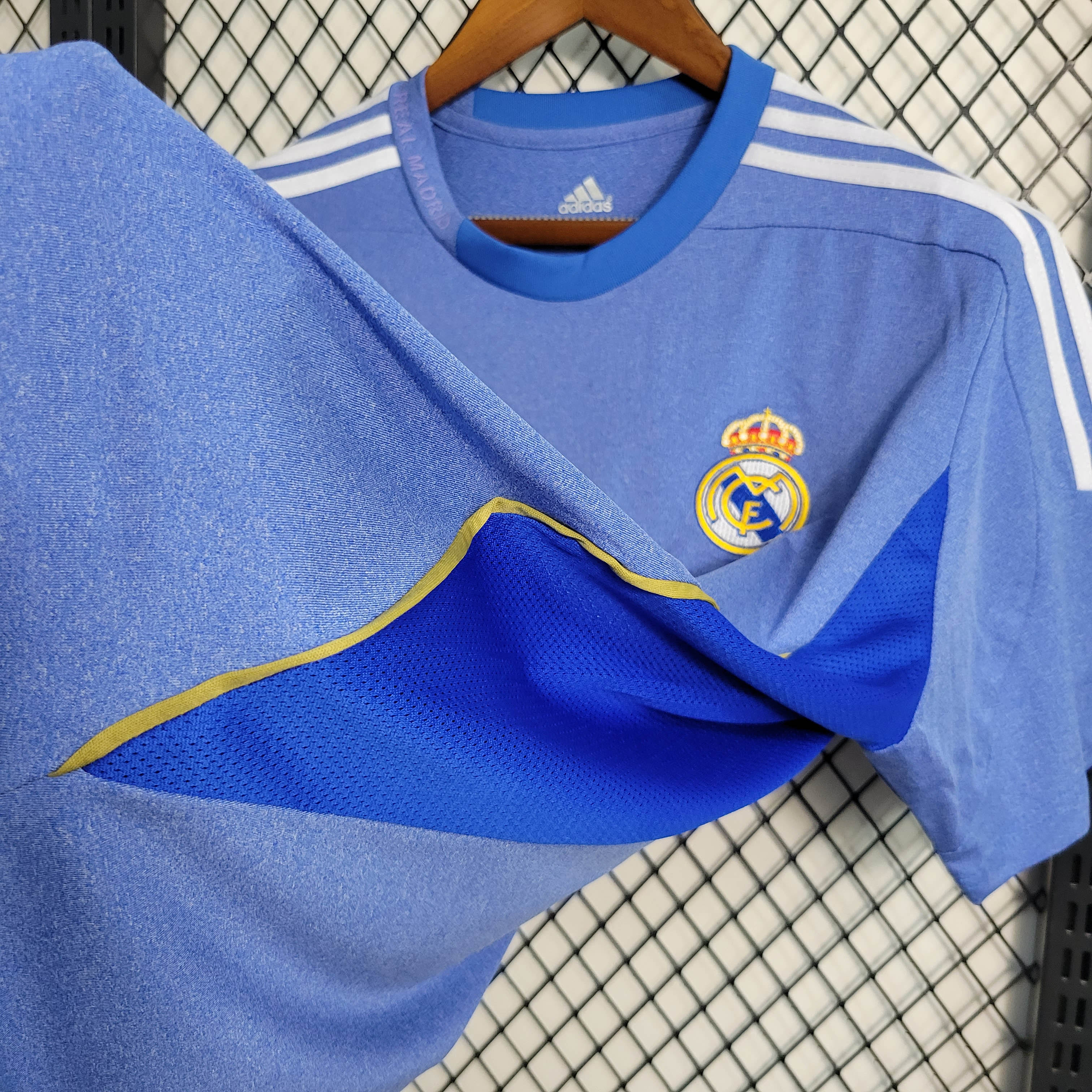 2013/2014 Retro Real Madrid Away Football Shirt