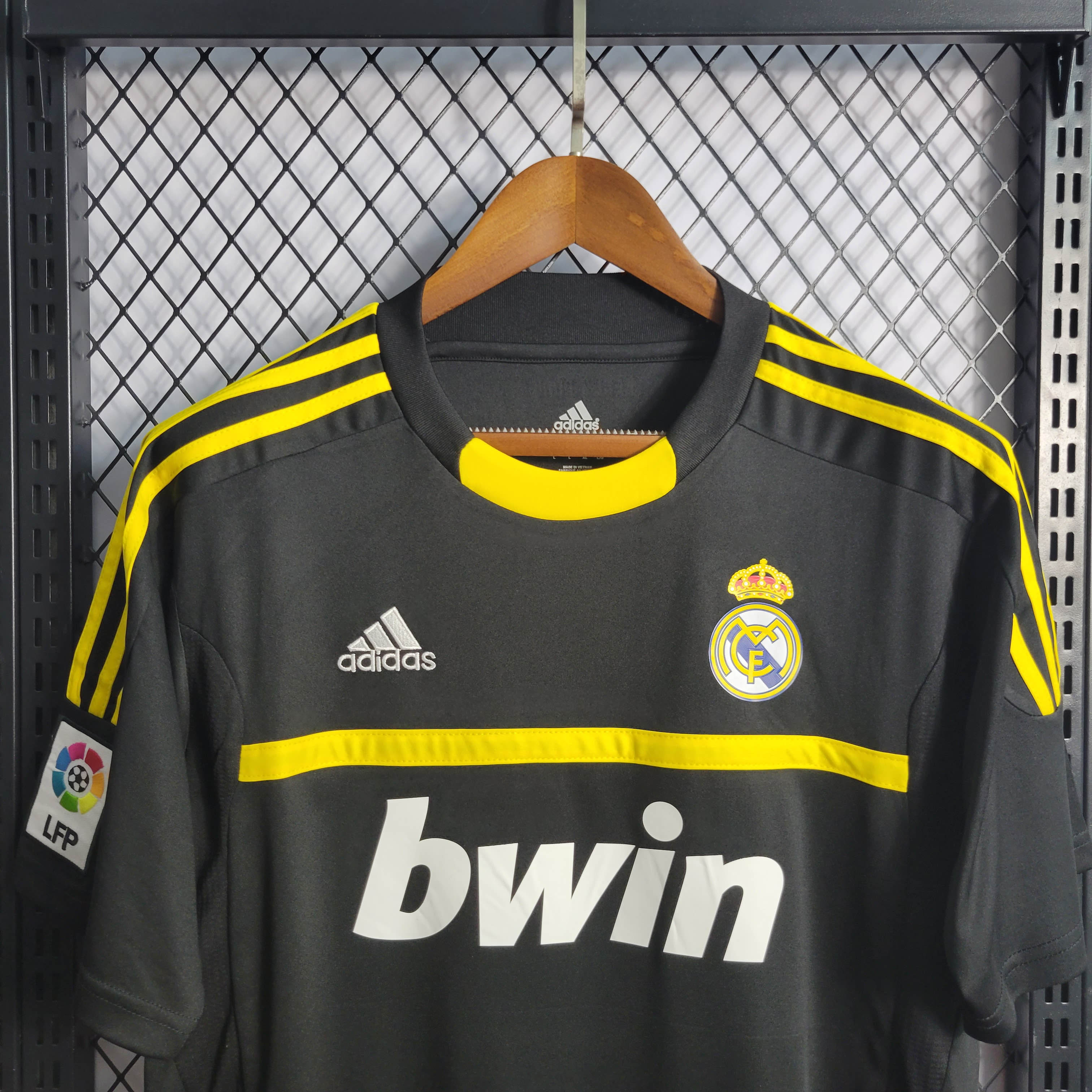 2011/2012 Retro Real Madrid Goalkeeper Football Shirt