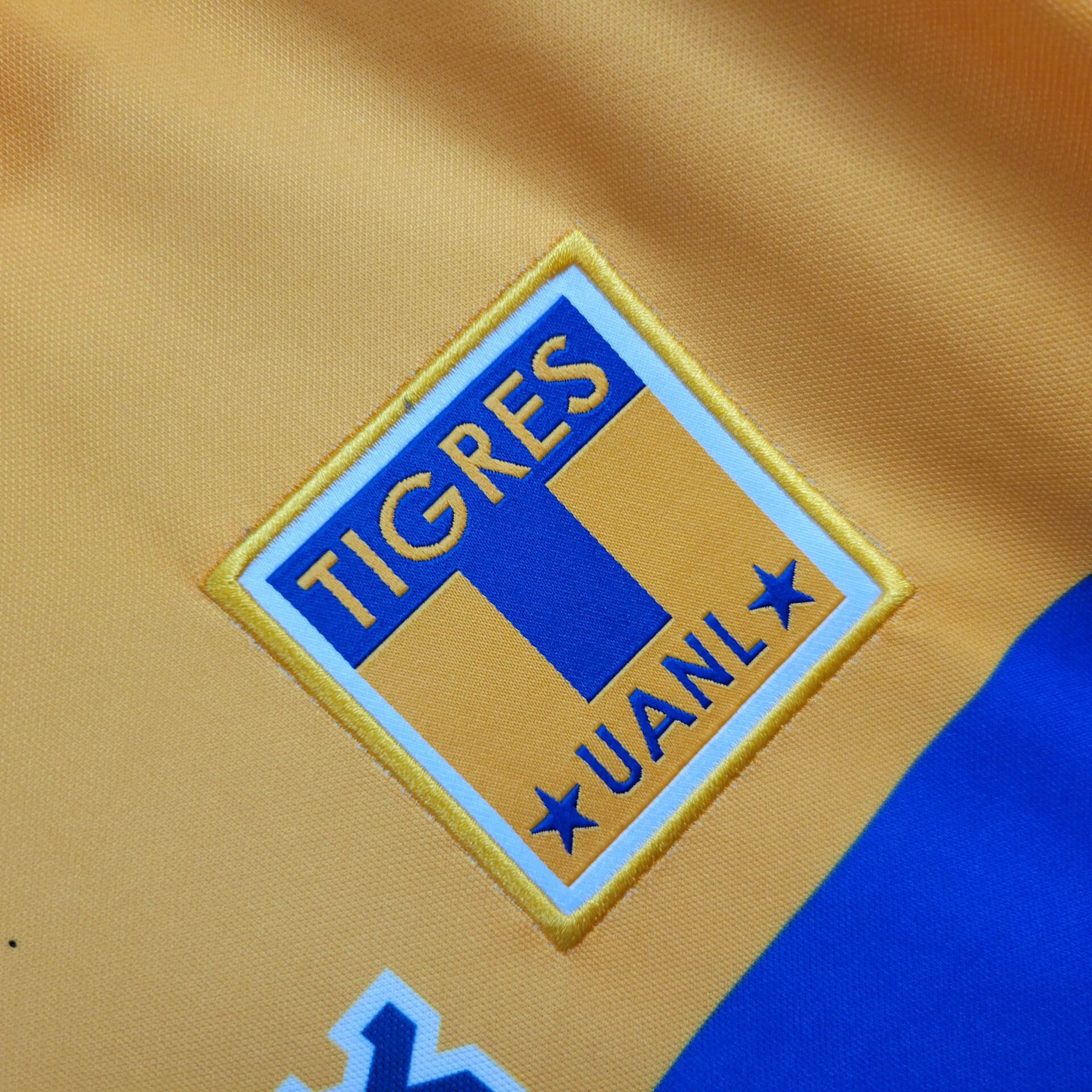 1999/2000 Retro Tigres UANL Home Football Shirt