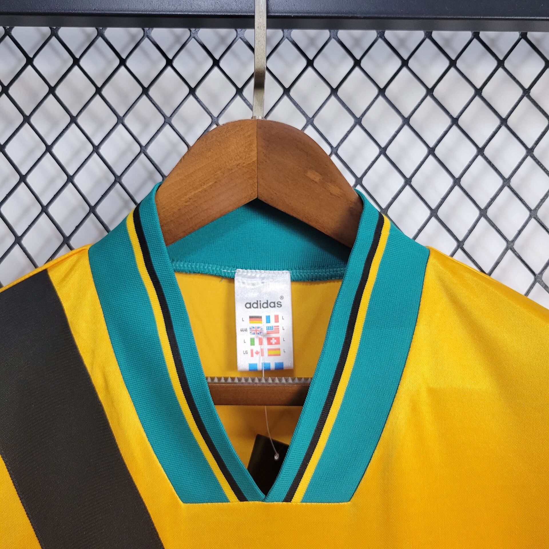 1993/1995 Retro Bayern Munchen Away Football Shirt