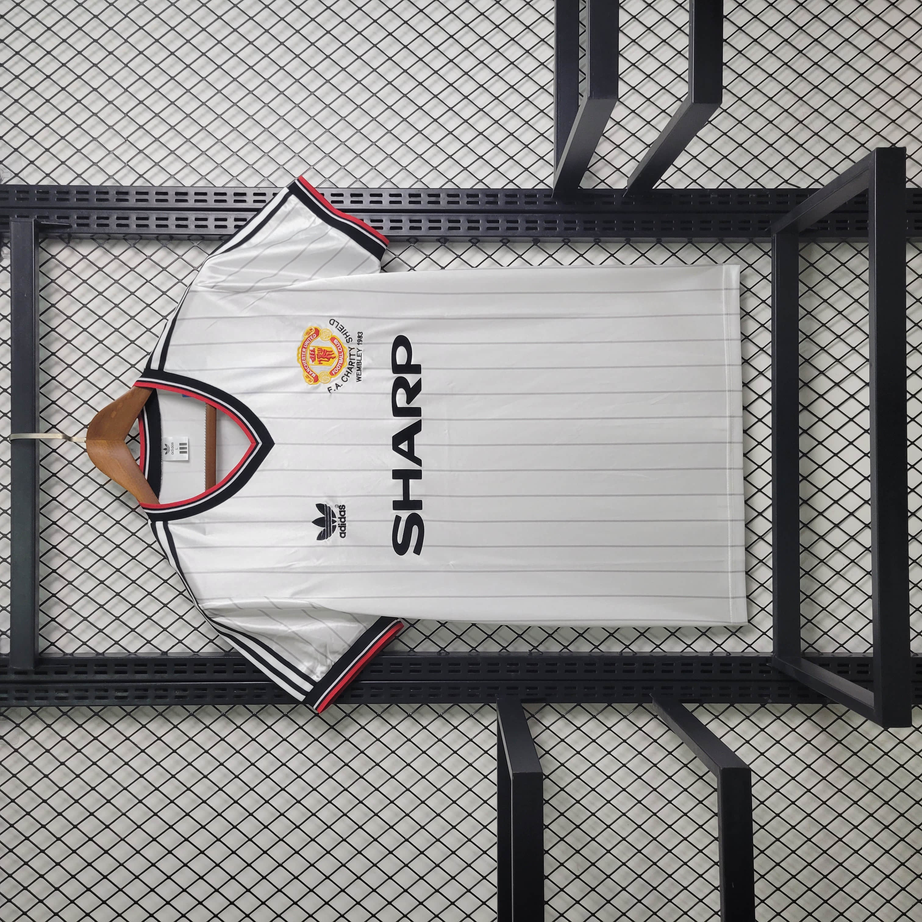 1983 Retro Manchester United Away Football Shirt