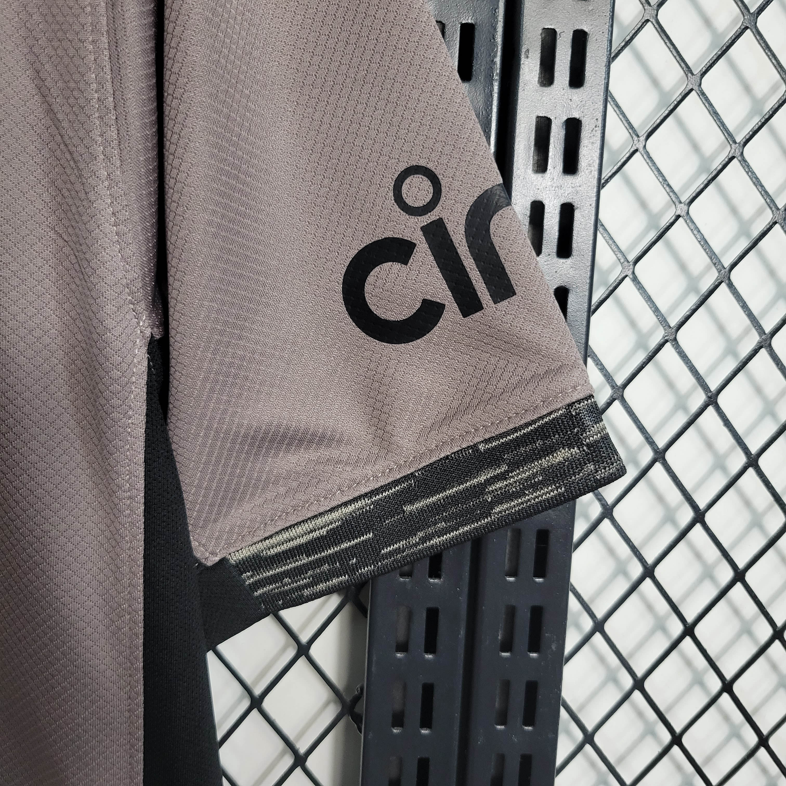 2023/2024 Tottenham Hotspur Third Away Football Shirt