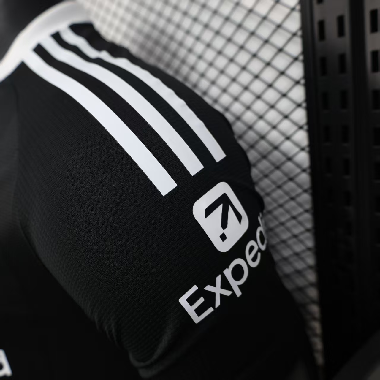 2025/2026 Player Liverpool   Football Shirt