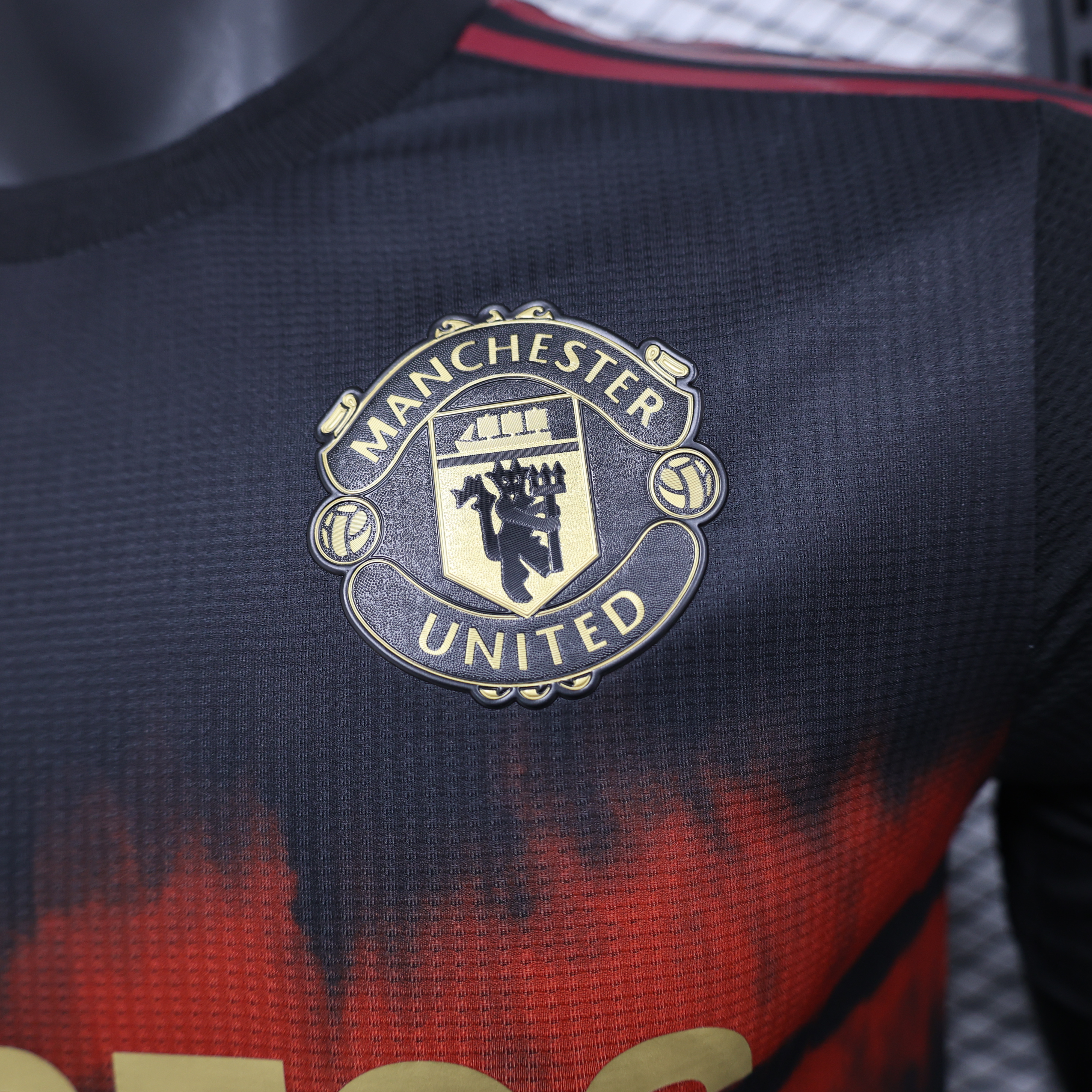 2024/2025 Player Version Manchester United Pre-Match Chinese New Year Football Shirt 1:1 Thai Quality