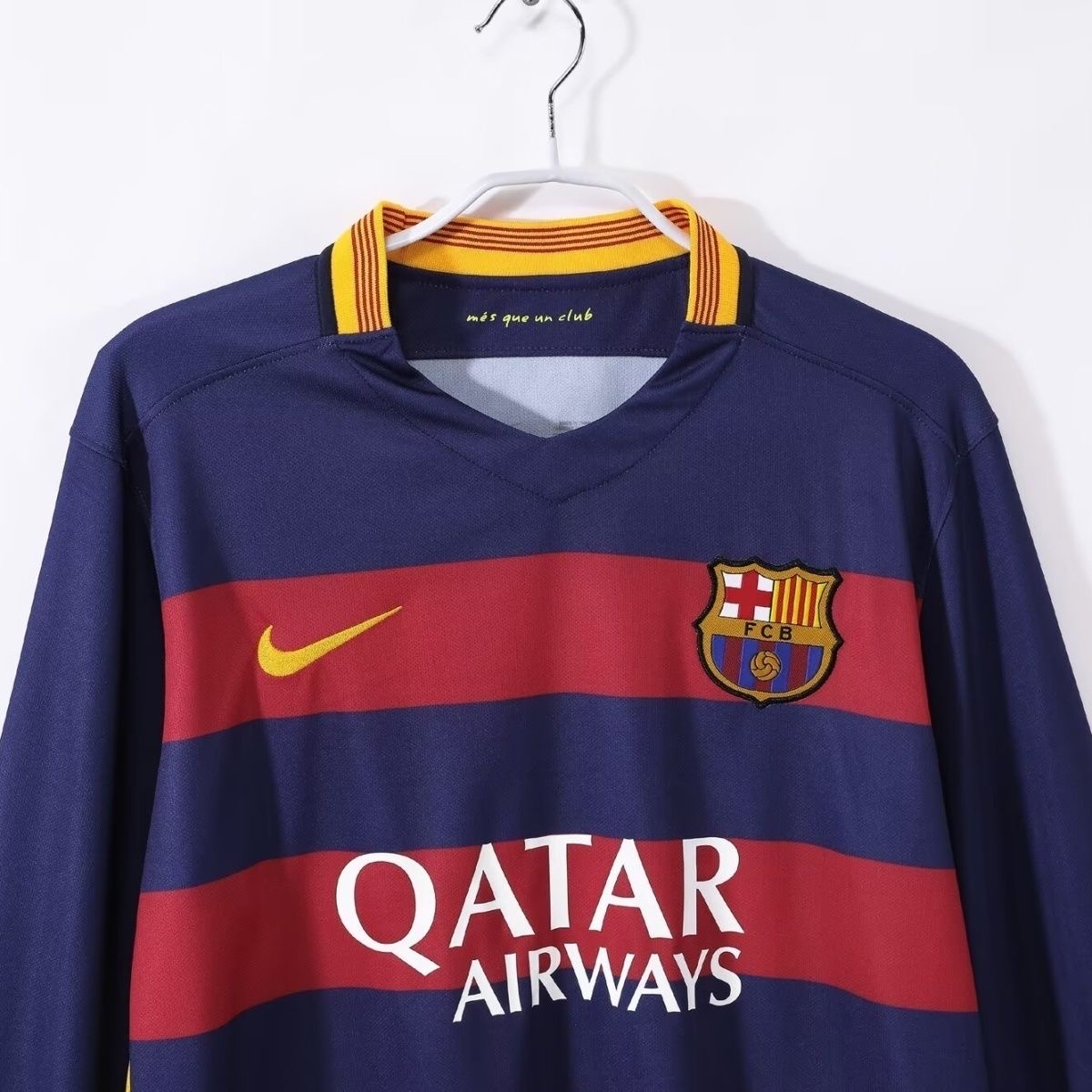 2015/2016 Retro Long Sleeve BarcelonaHome Football Shirt 1:1 Thai Quality!