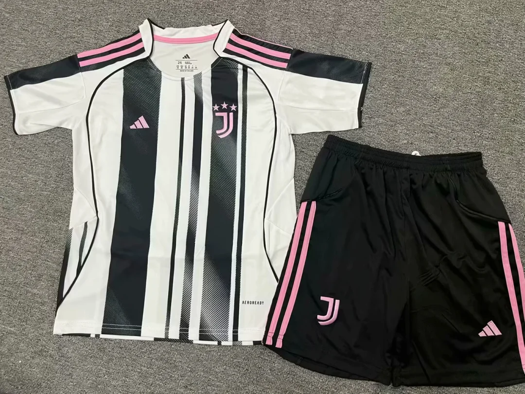 2025/2026 Juventus Home FootballShirt Kids Size 1:1 Thai Quality