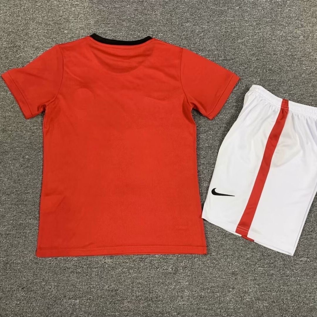 2010/2011 Retro Manchester UnitedHome Football Shirt Kids Size