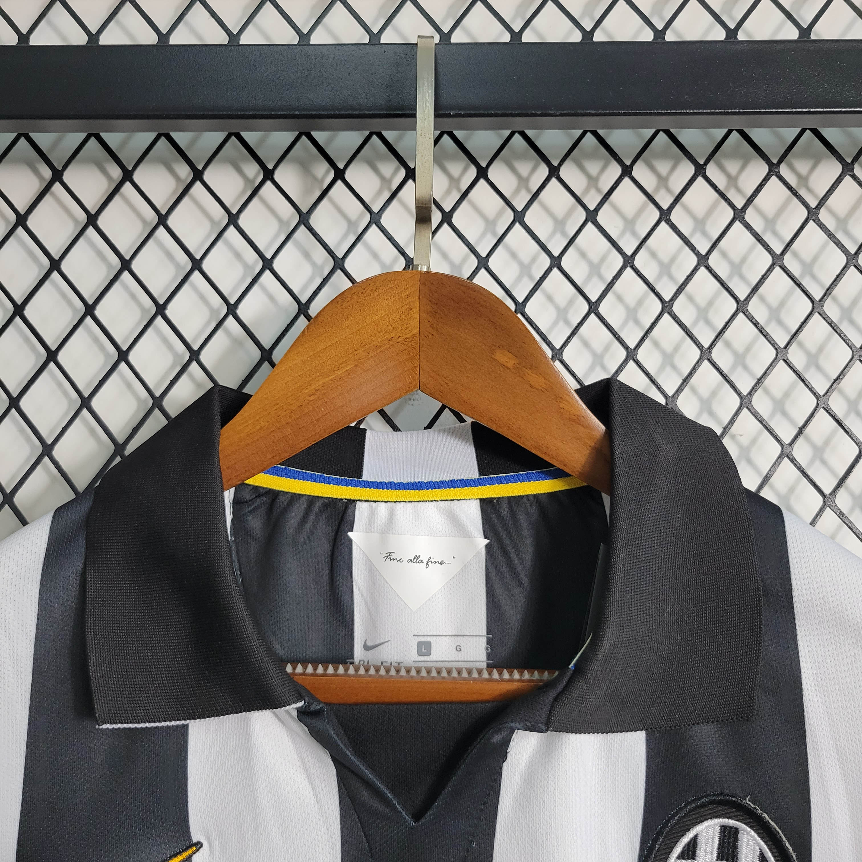2014/2015 Retro Juventus Home Football Shirt