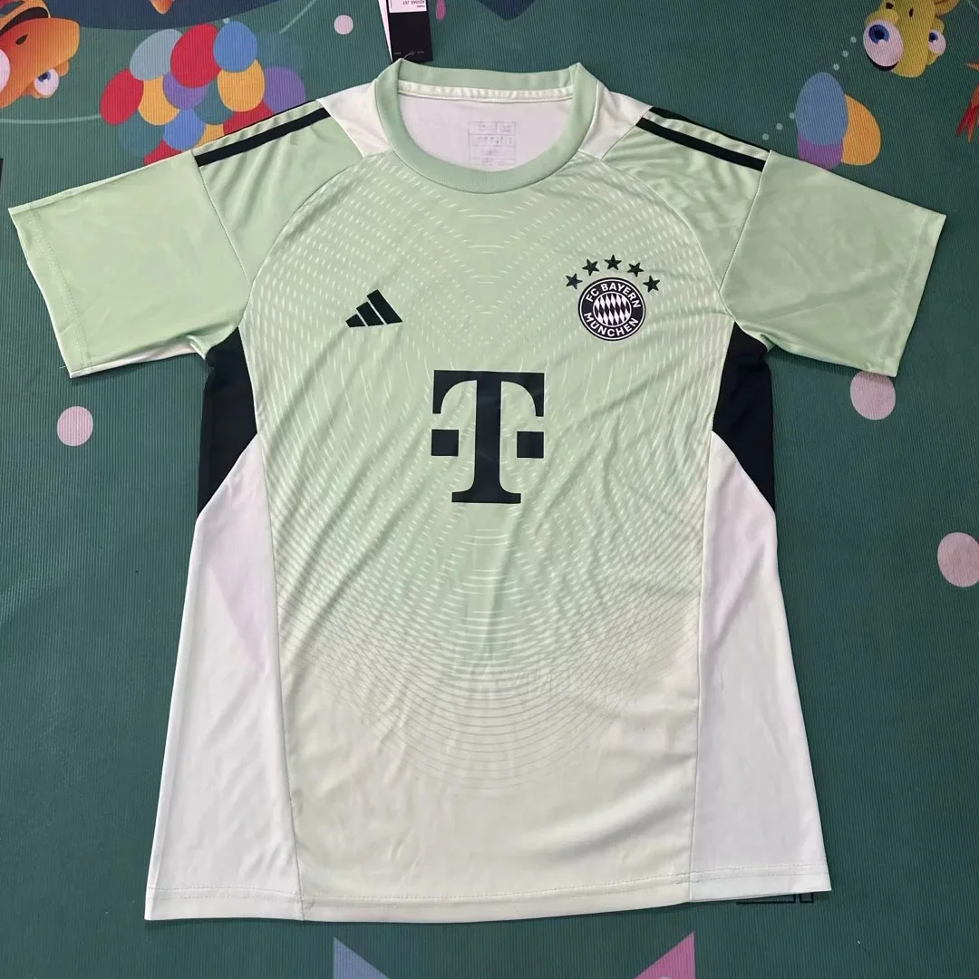 2025/2026 Bayern Munchen GoalkeeperFootball shirt 1:1 Thai Quality