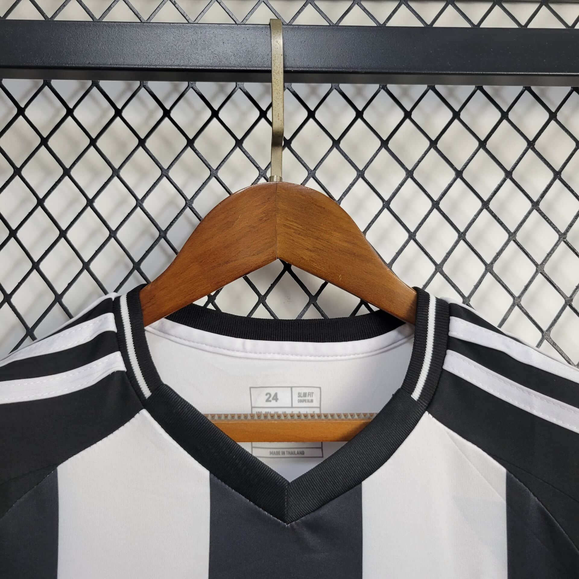 2024/2025 Newcastle United Home Football Shirt Kids Size