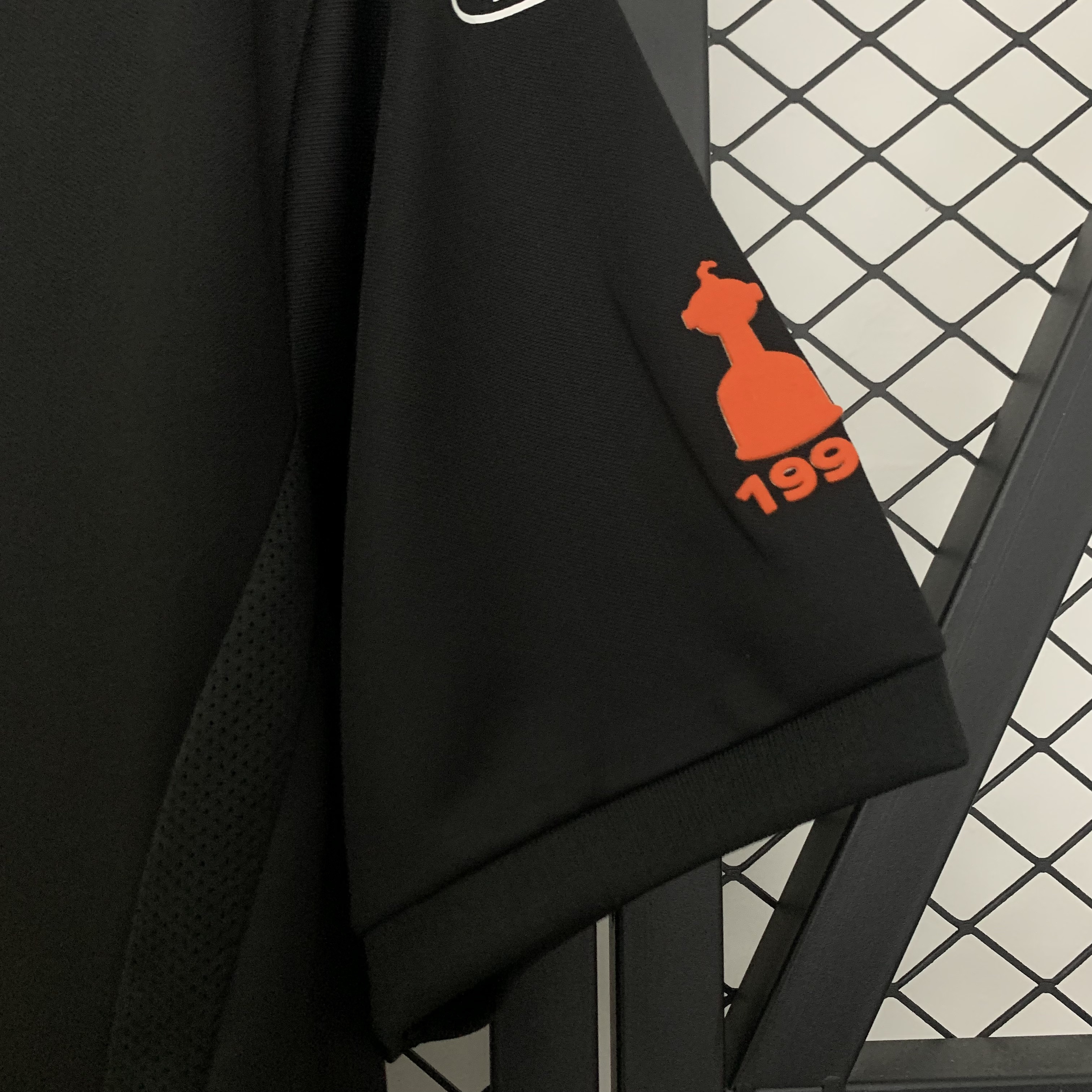 2004 Retro Colo Colo Away FootballShirt 1:1 Thai Quality