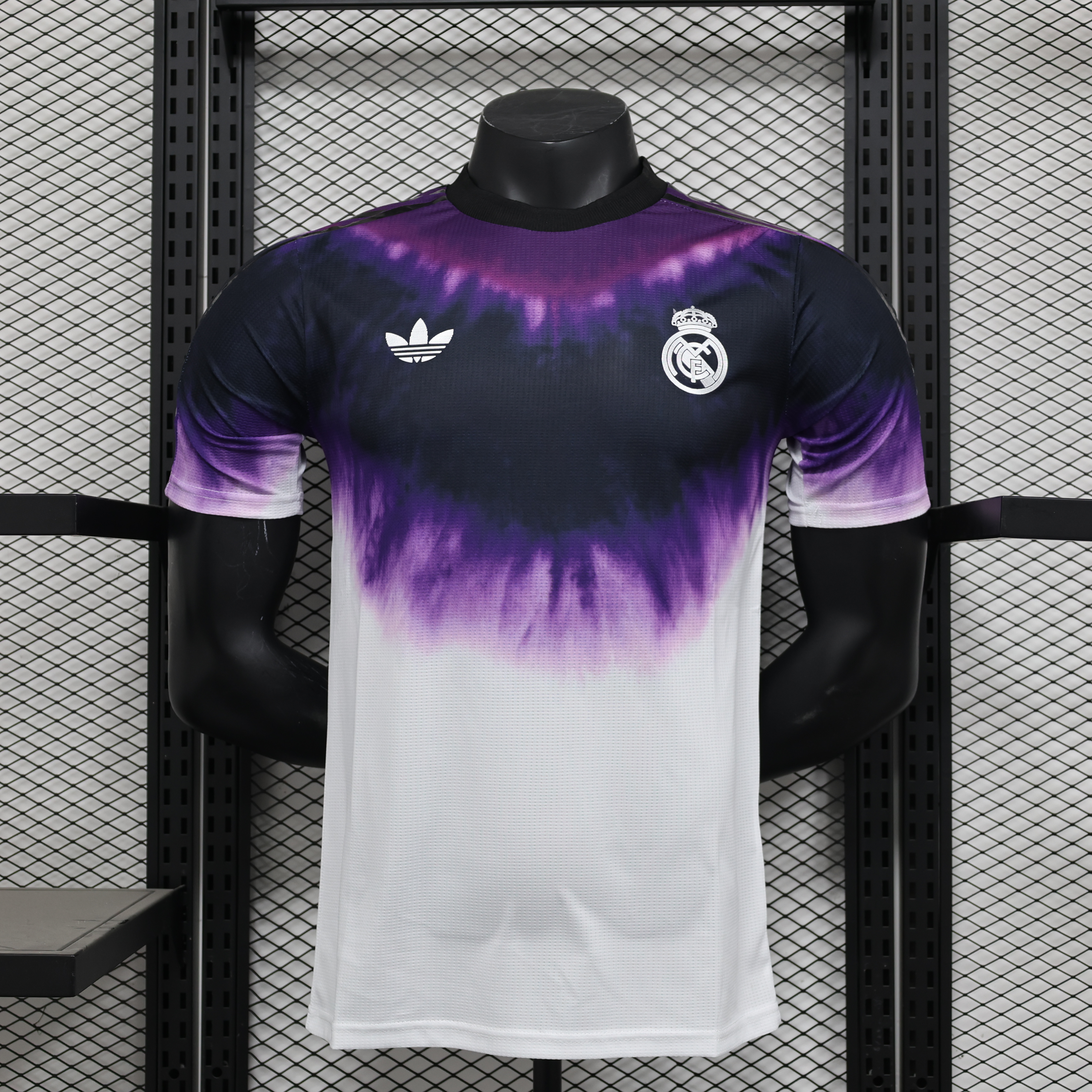2024/2025  Player Real Madrid Pre-Match Chinese New Year Football Jersey