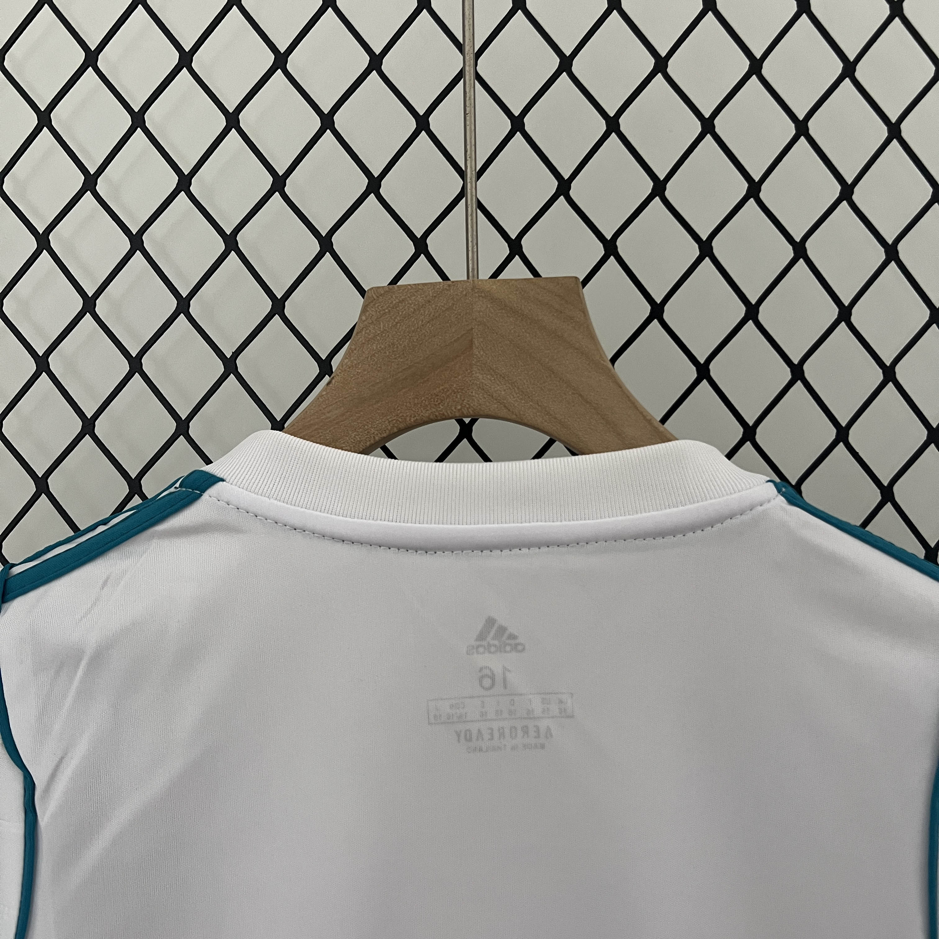 2017/2018 Retro Real Madrid Home Football Shirt Kids Size