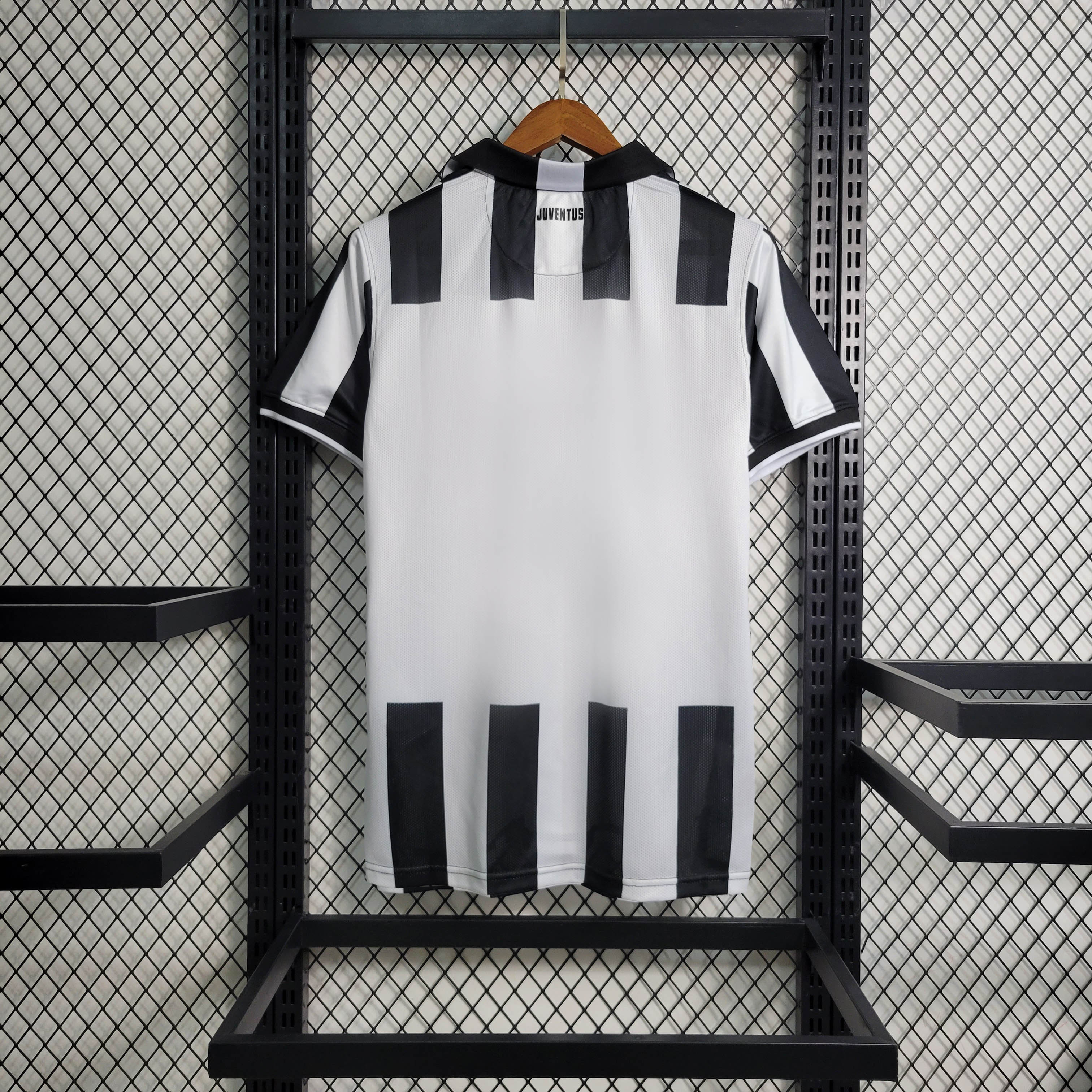 2014/2015 Retro Juventus Home Football Shirt