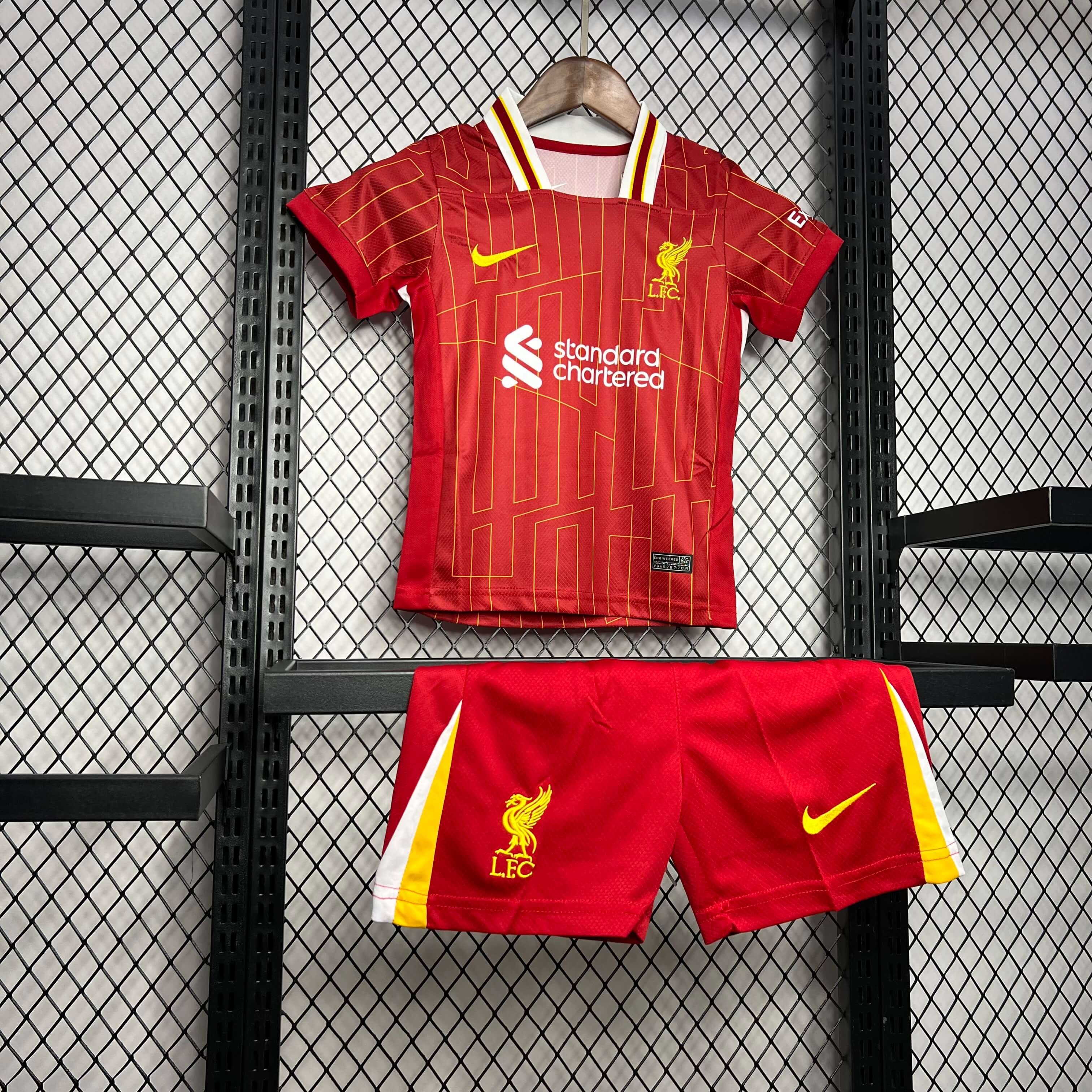 2024/2025 Liverpool Home Football Shirt Kids Size