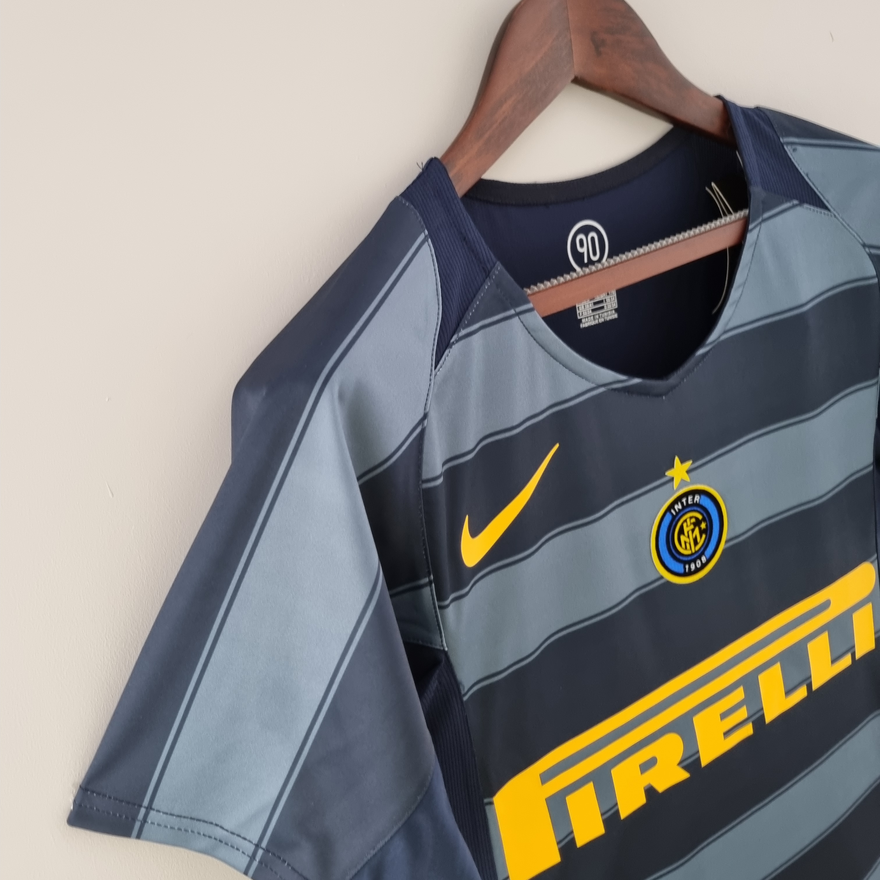 2004/2005 Retro Inter Milan Third Away Football Shirt 1:1 Thai Qualit