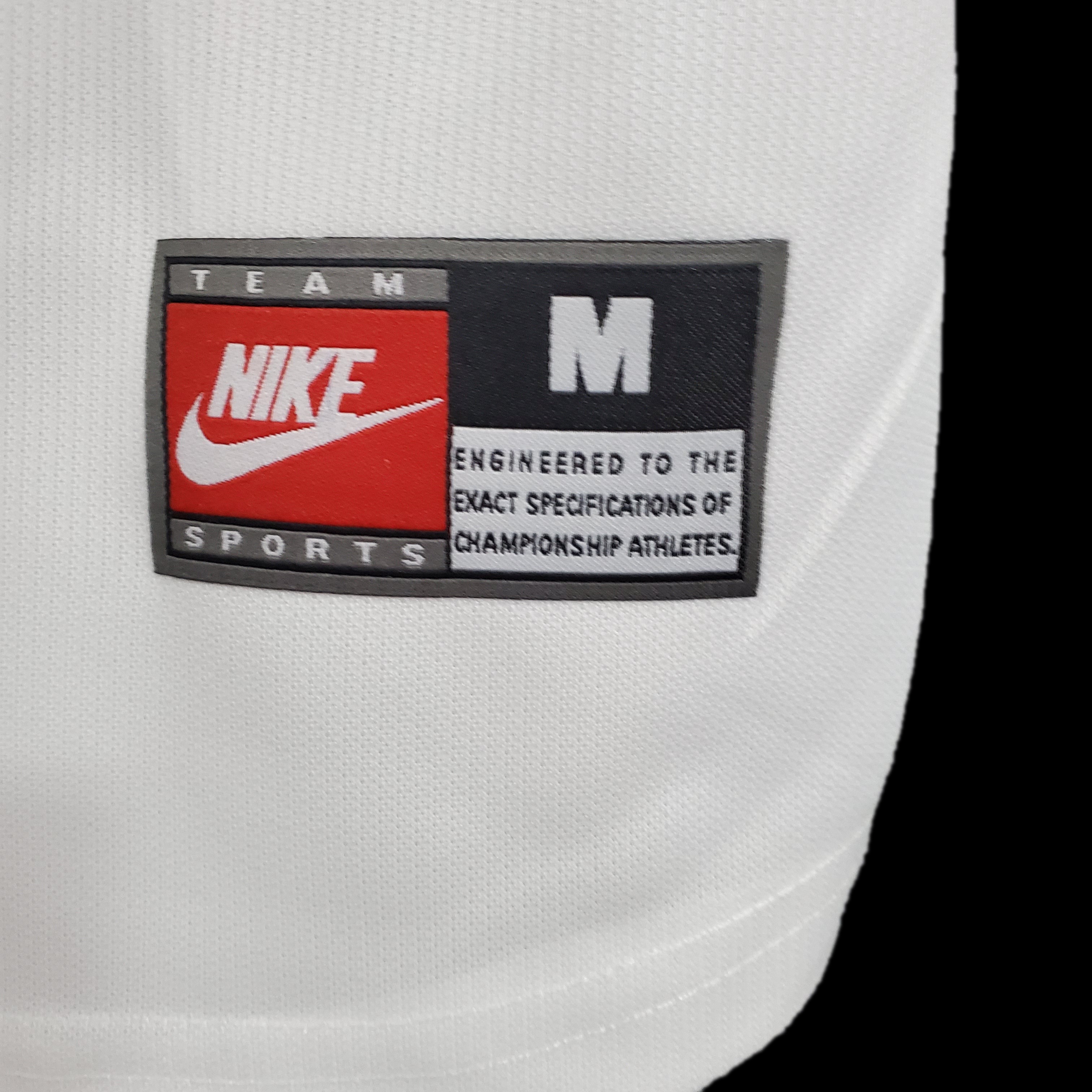 1998 Retro Italy Home Football Shirt