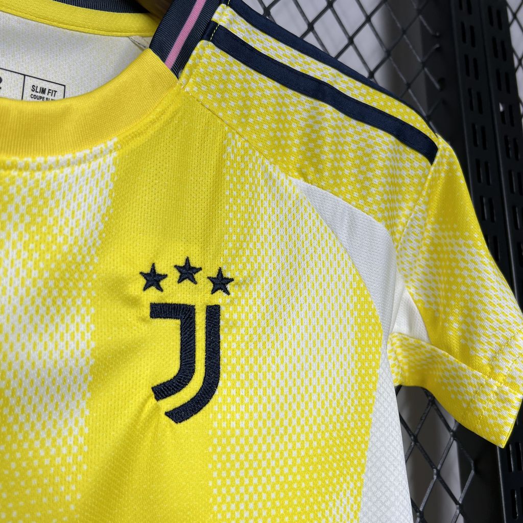 2024/2025 Juventus Away Football Shirt Kids Size