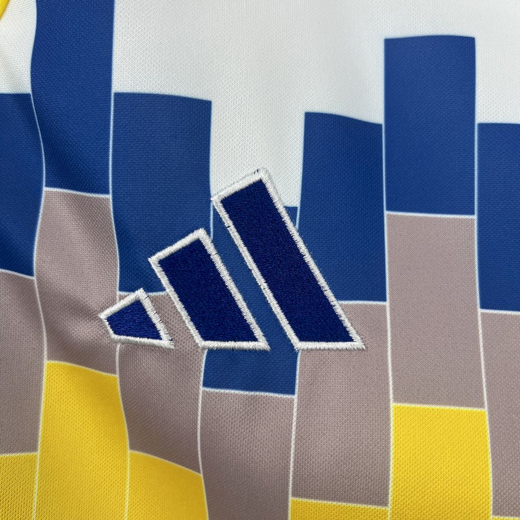 2025/2026 Leeds United Home FootballShirt 1:1 Thai Quality