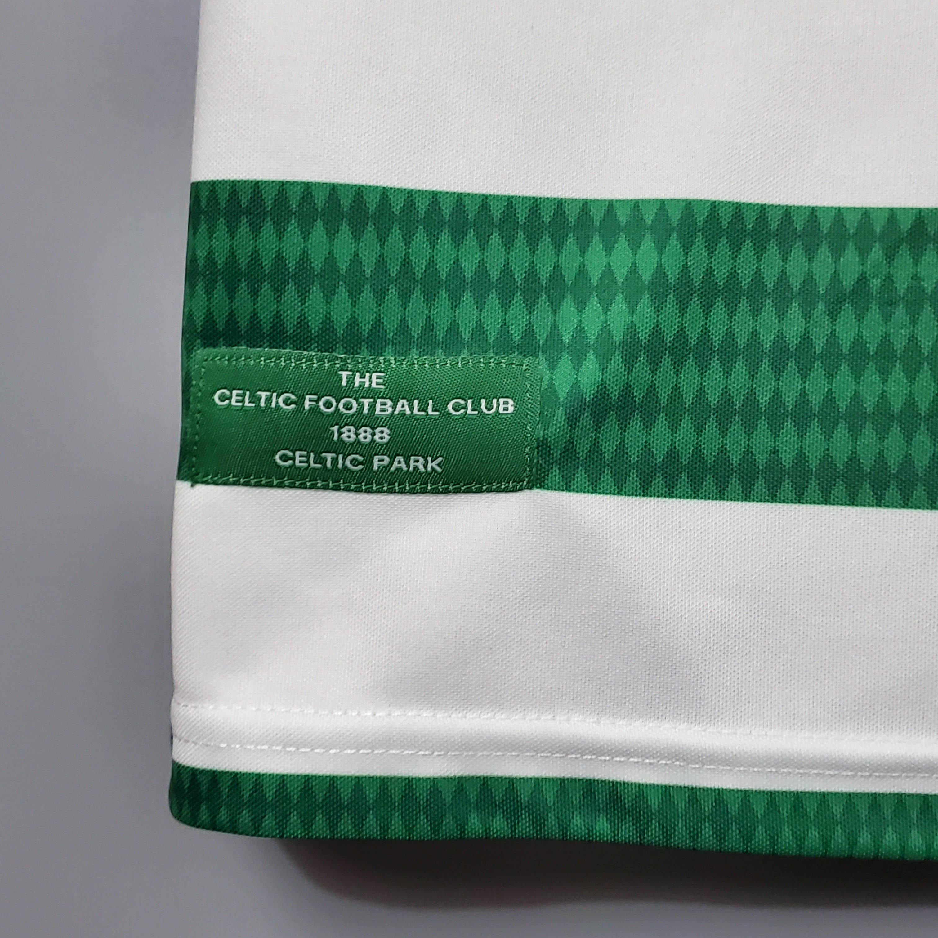 1998/1999 Retro Celtic Home Football Shirt