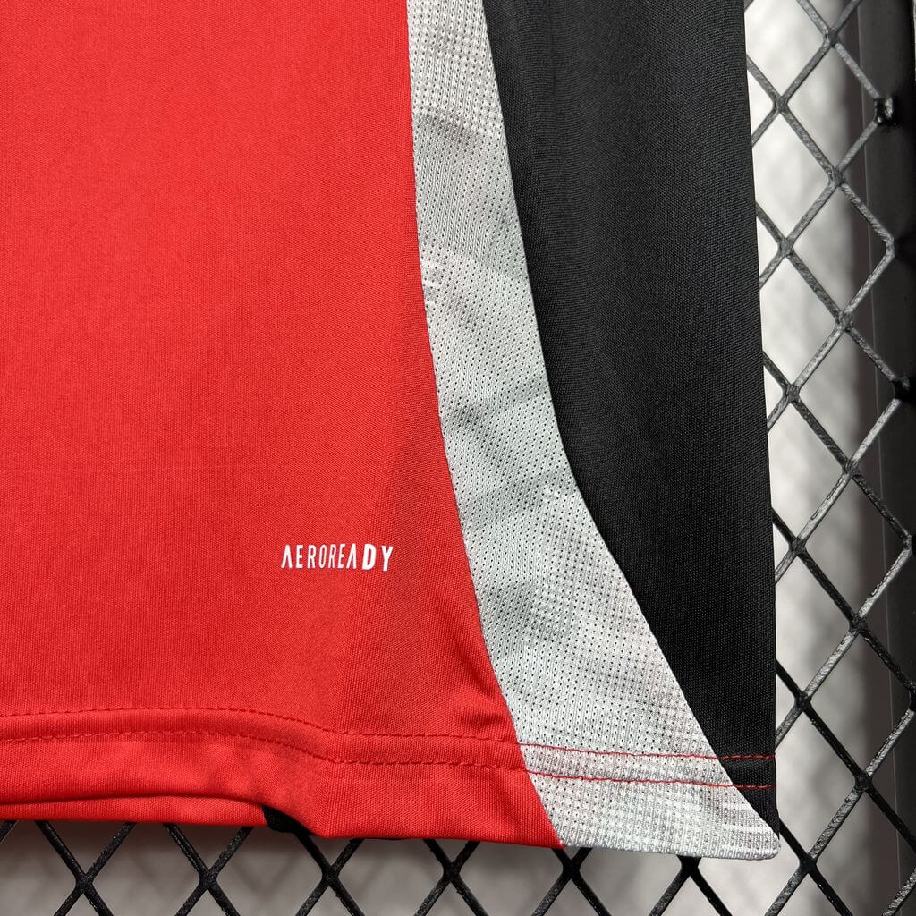 2024/2025 Manchester United Training Wear Red Football Shirt