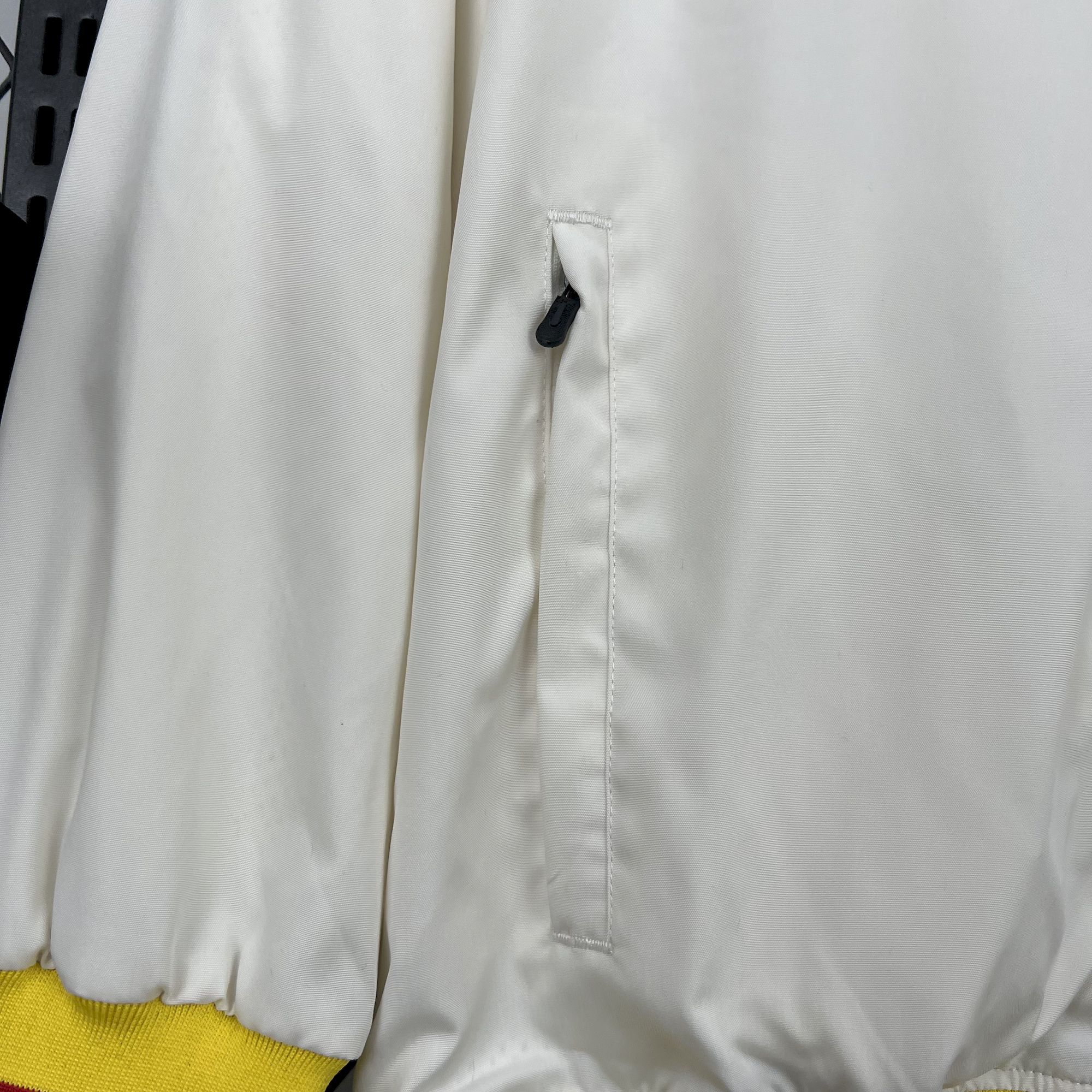 1994/1995 Barcelona Windbreaker Football shirt