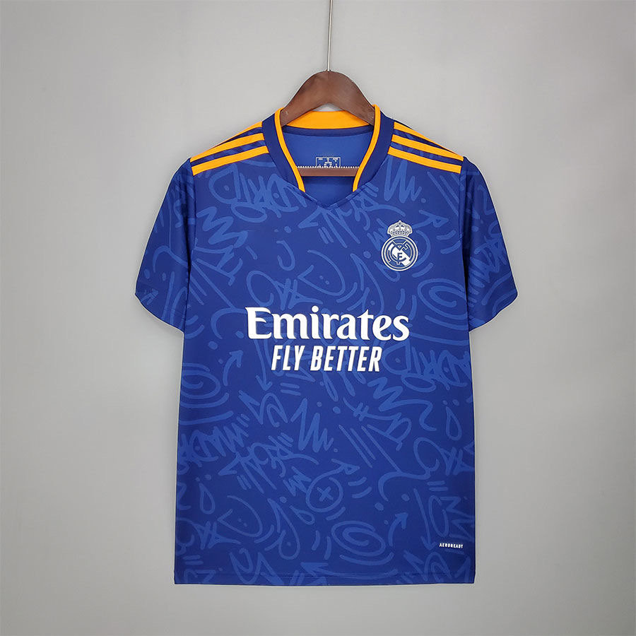 2001/2002 Retro Real Madrid Home Football Shirt